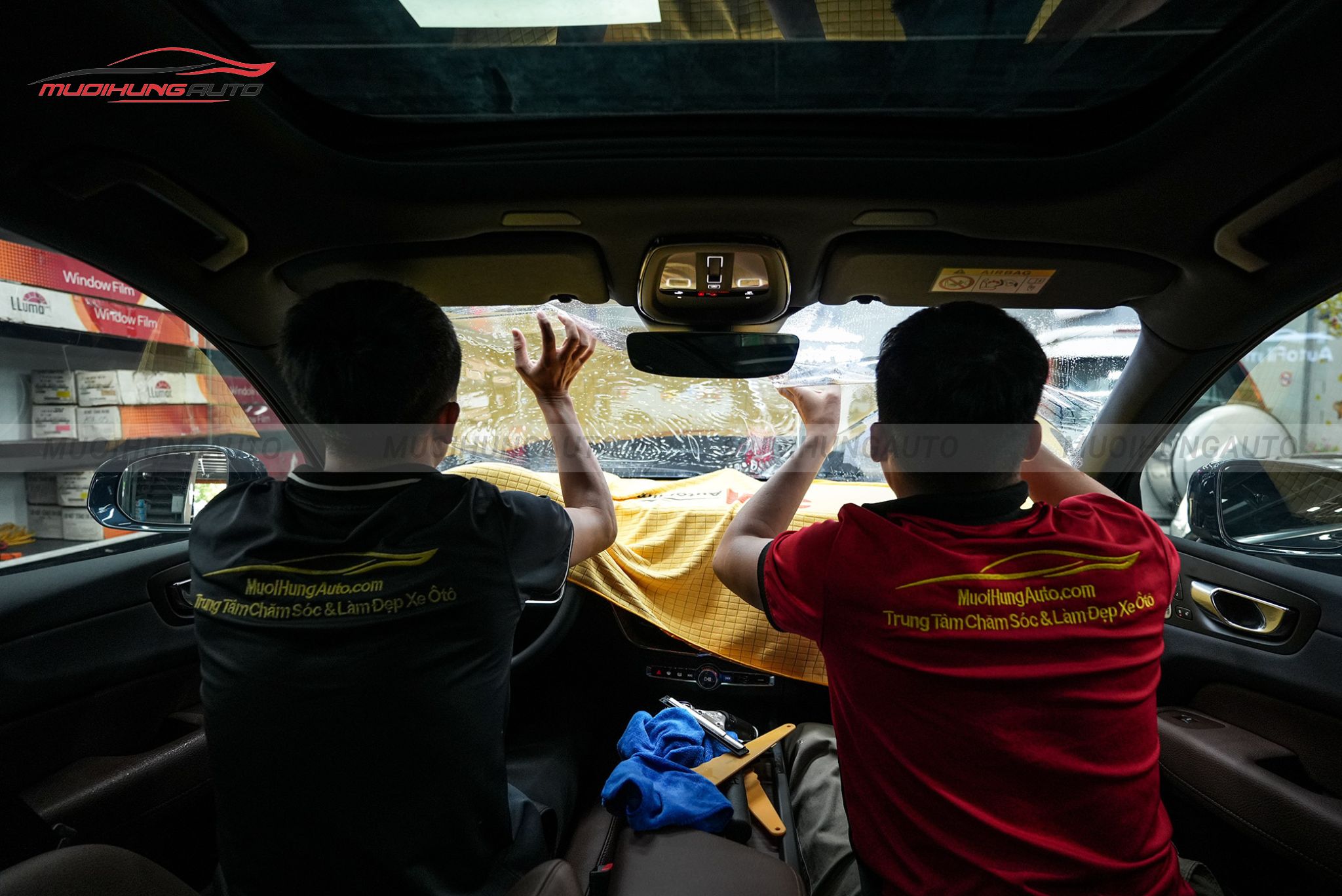 Dán phim cách nhiệt 3M Volvo B6