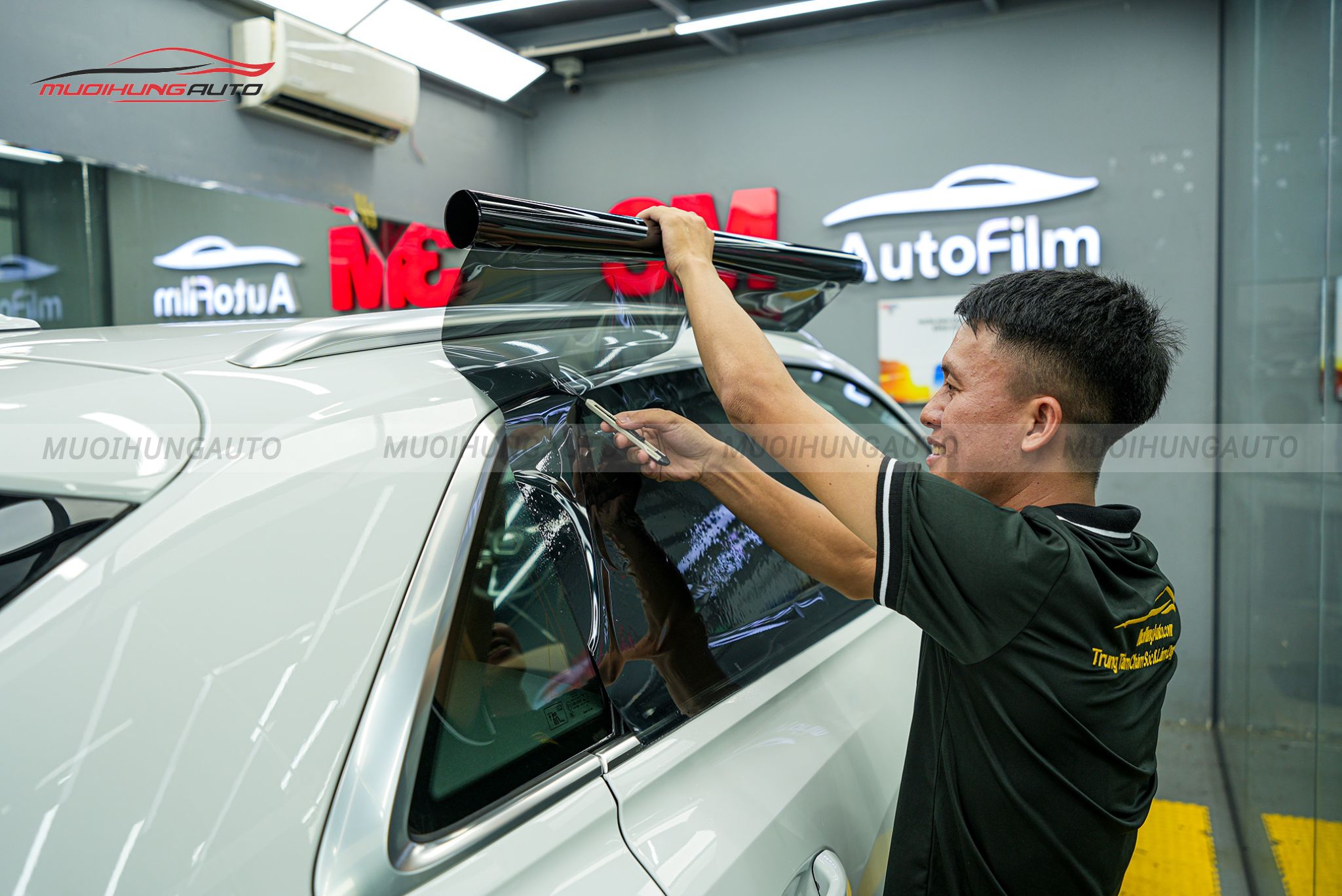 Dán phim cách nhiệt 3M xe Audi Q8