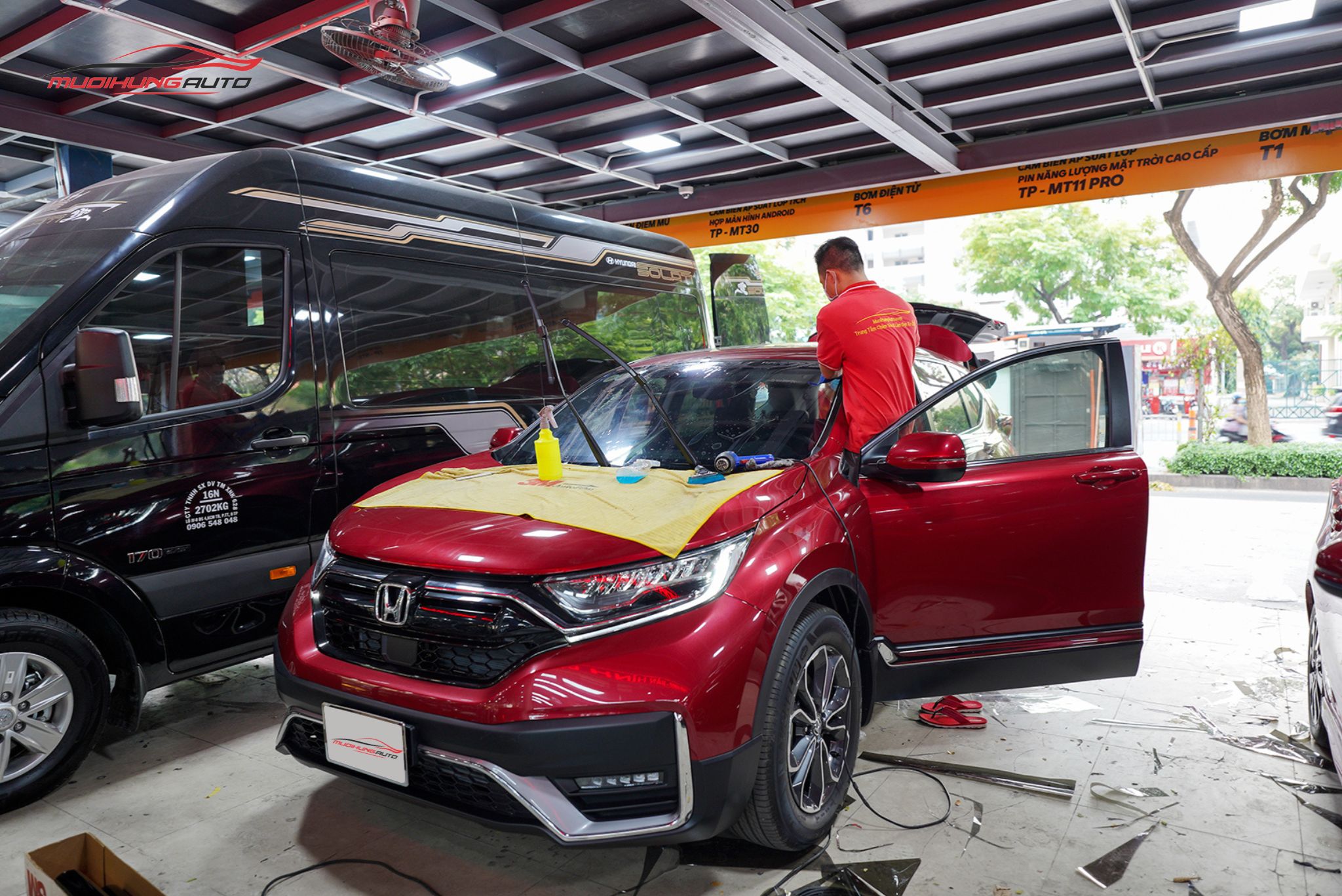 Dán phim cách nhiệt 3M xe Honda CRV