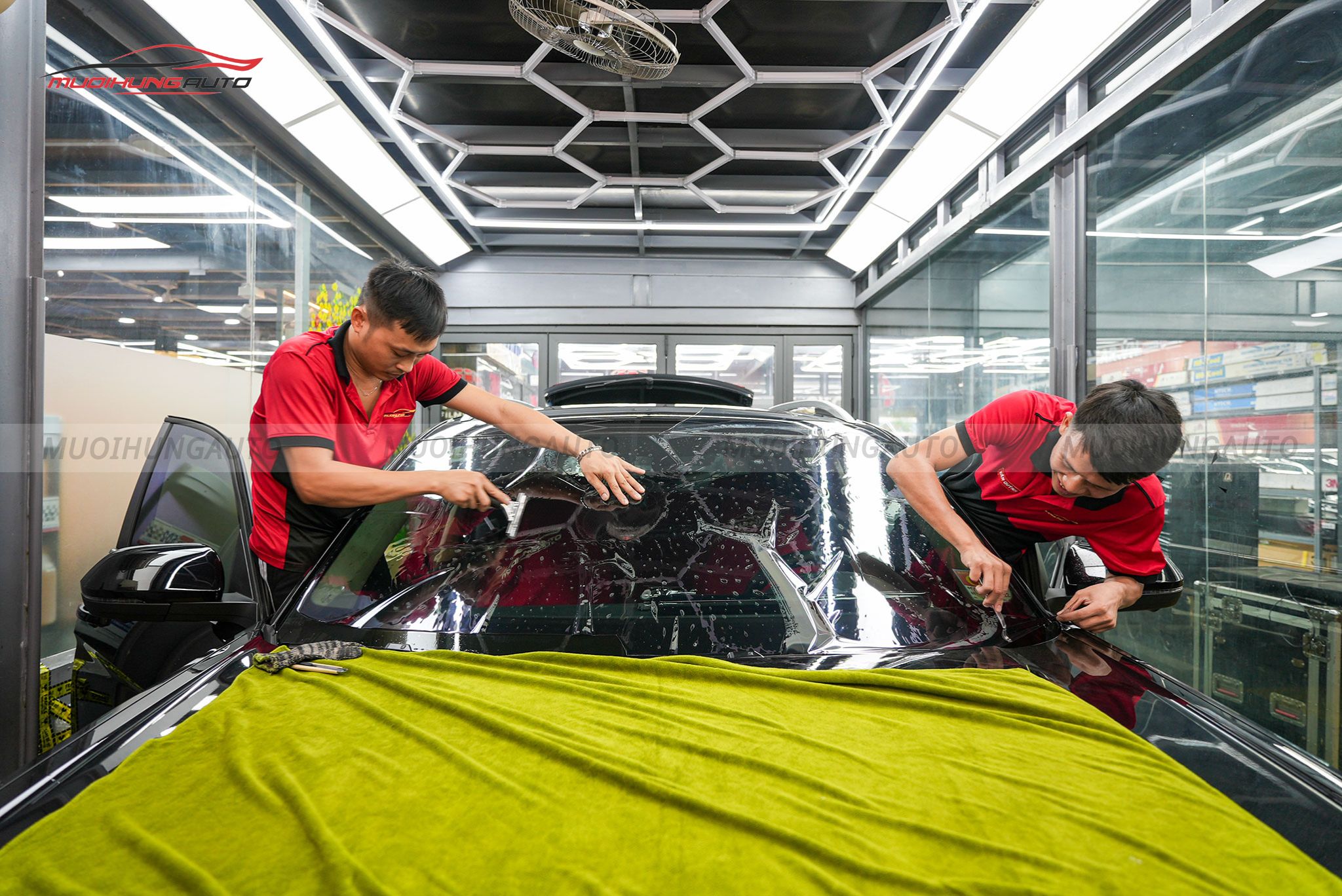 Dán phim cách nhiệt 3M xe Volkswagen Teramont 2024