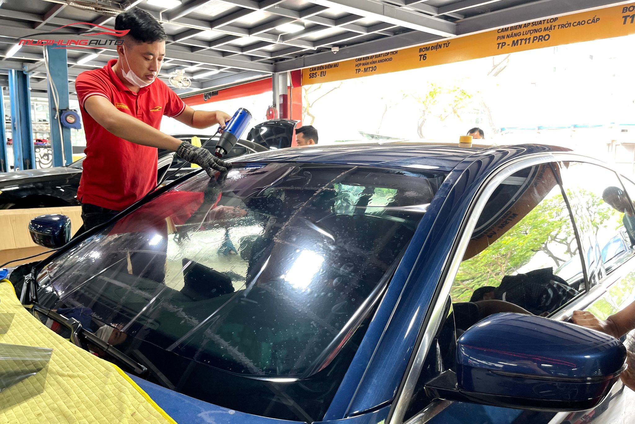 Dán phim cách nhiệt ô tô 3M BMW 520i