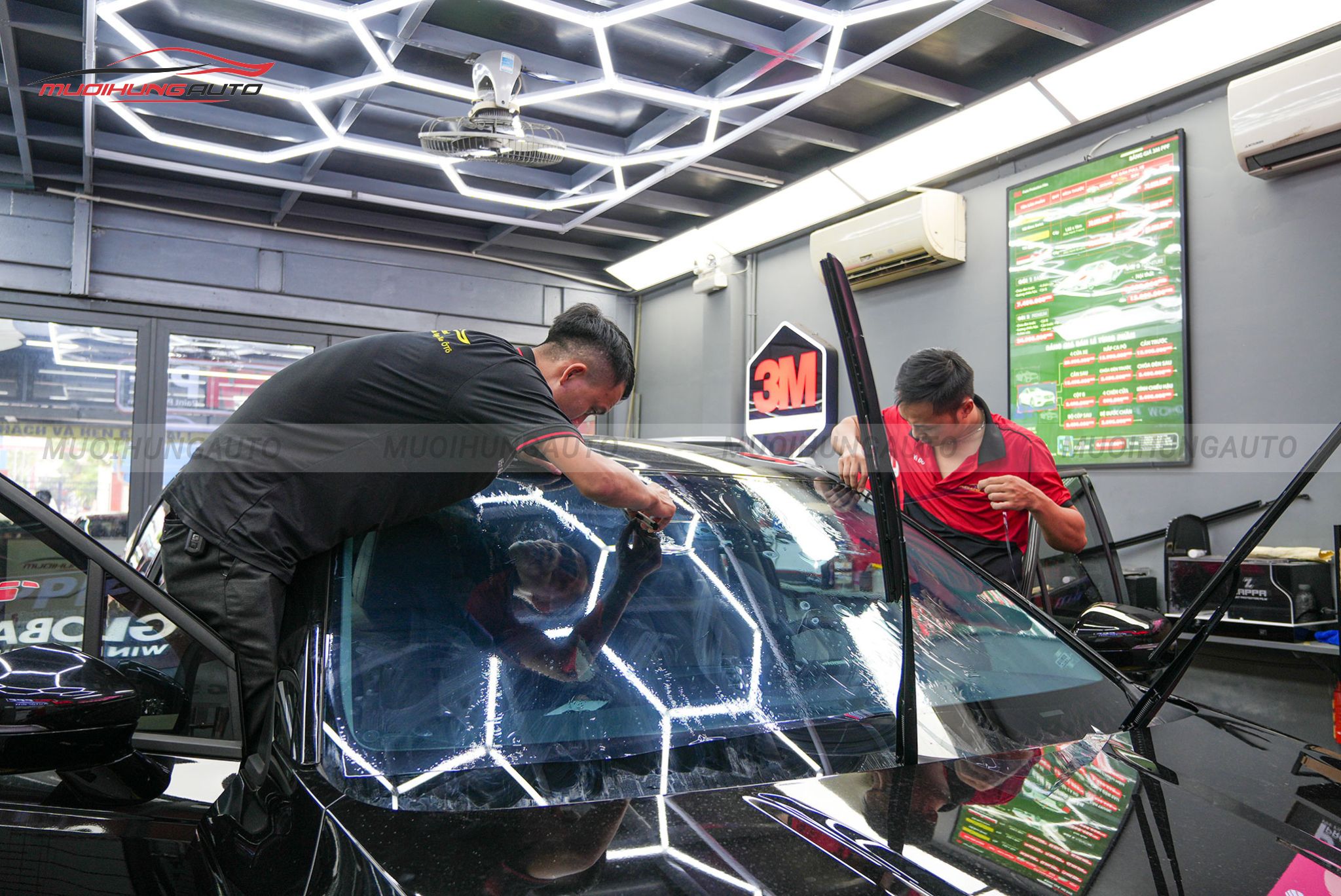 Dán phim cách nhiệt ô tô 3M Kia Carnival 2024