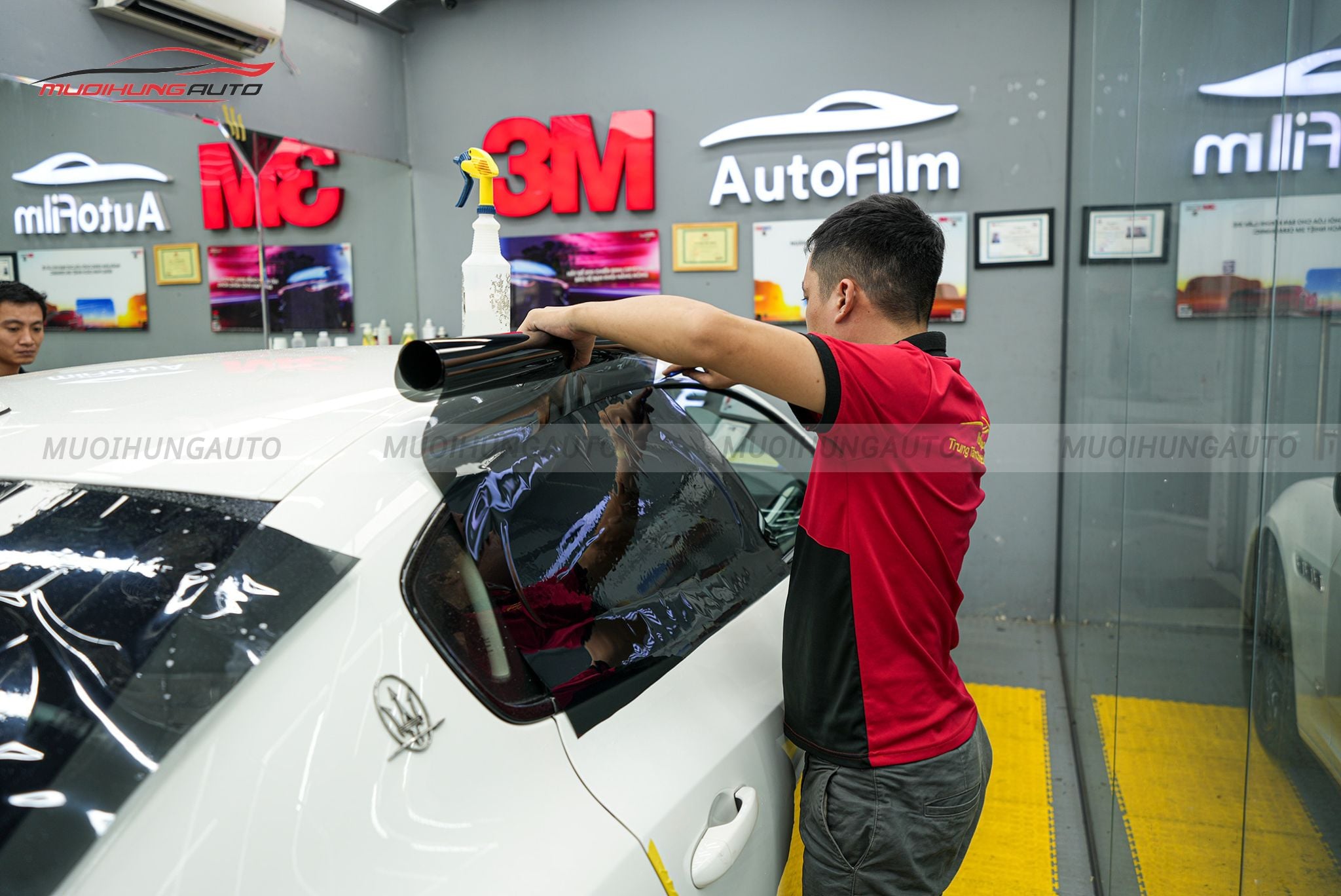 Dán phim cách nhiệt ô tô 3M Maserati 2023