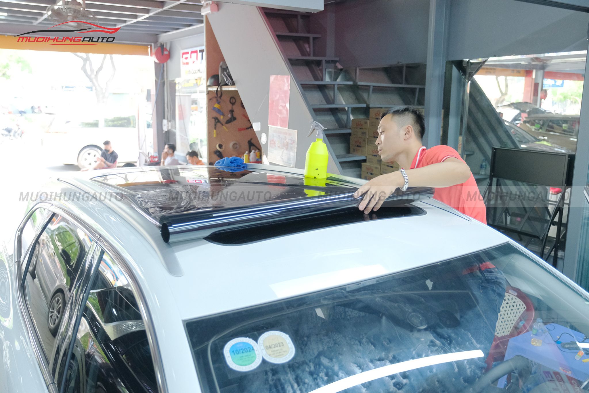 Dán phim cách nhiệt ô tô 3M MG HS