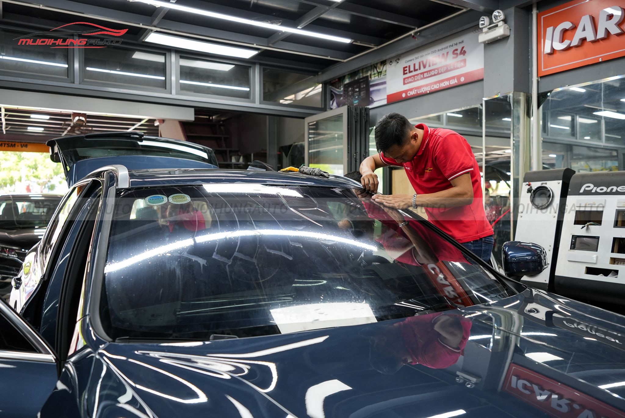 Dán phim cách nhiệt ô tô 3M Volvo B6