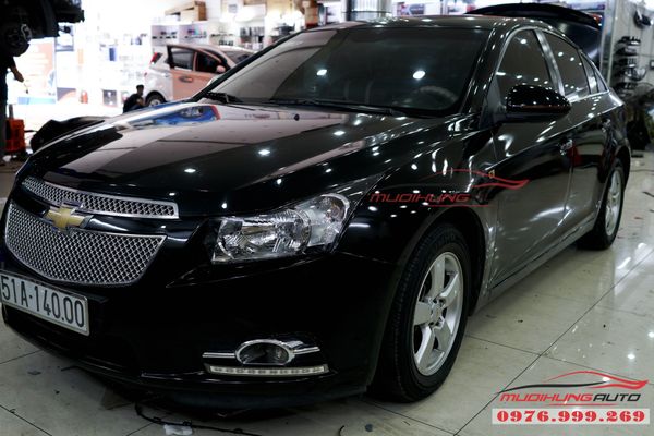 Dán phim chống nóng Llumar Chevrolet Cruze Tại Tphcm 09