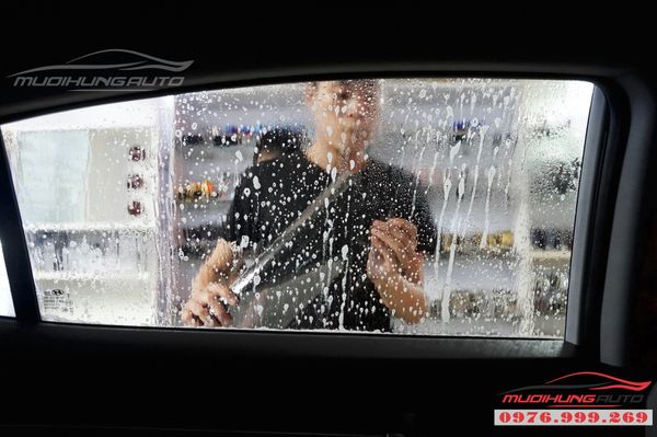 Dán phim chống nóng Llumar&nbsp; Hyundai Elantra Chính hãng 04