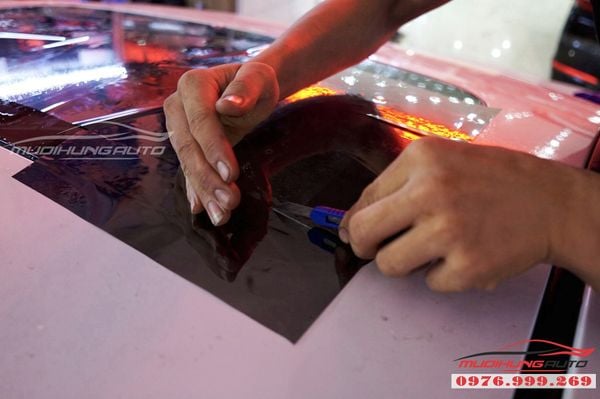 Dán phim chống nóng Llumar&nbsp; Hyundai Elantra Chính hãng 08