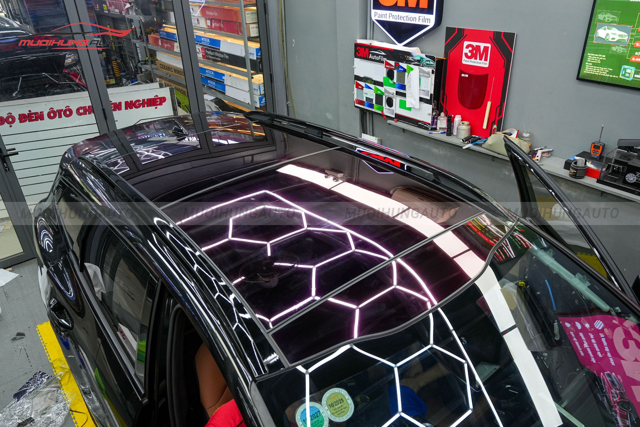 Dán phim PPF TPU SUNROOF cách nhiệt cửa sổ trời cho Kia Sportage 2024