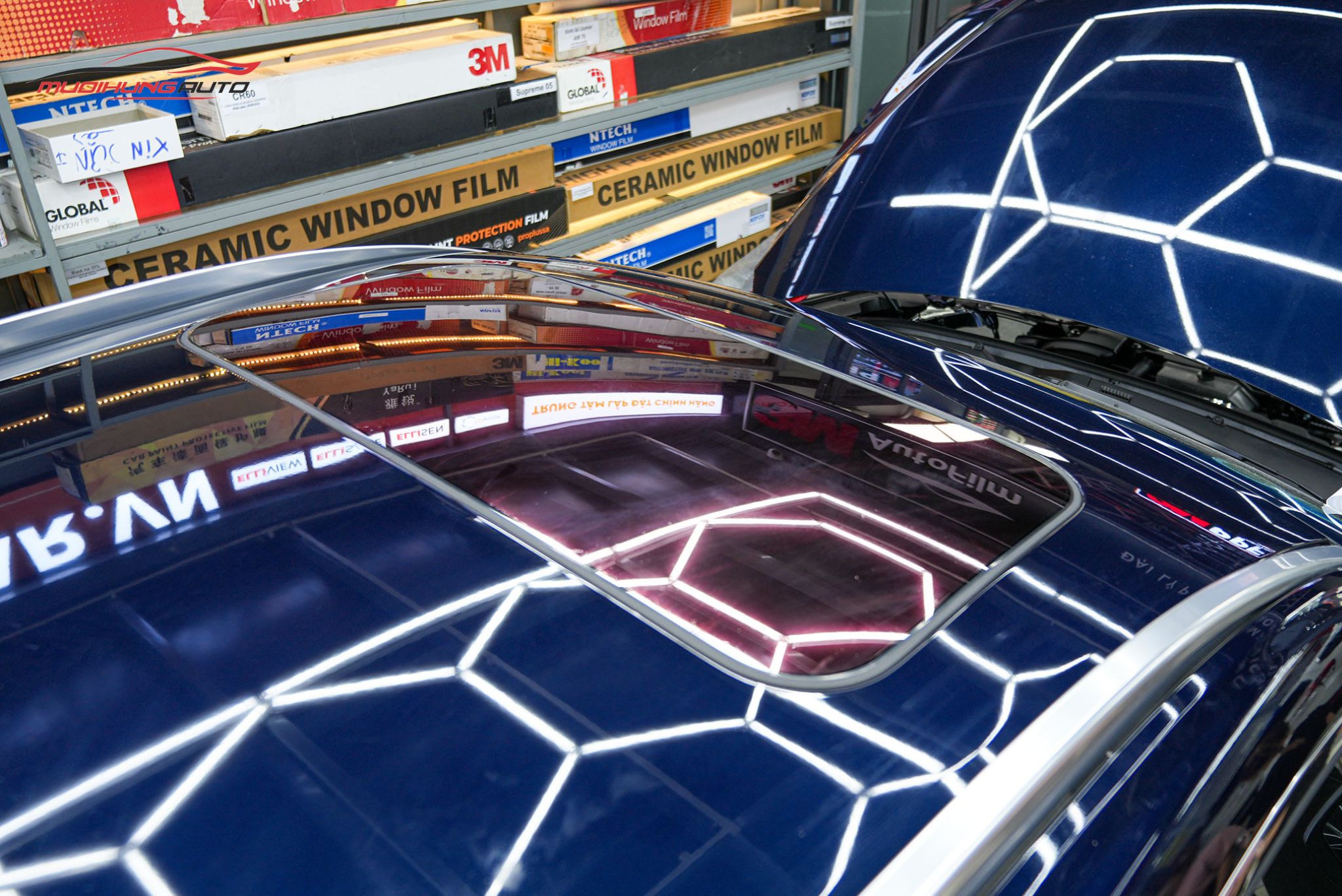 Dán phim PPF TPU SUNROOF cách nhiệt cửa sổ trời cho Mazda CX8 2024