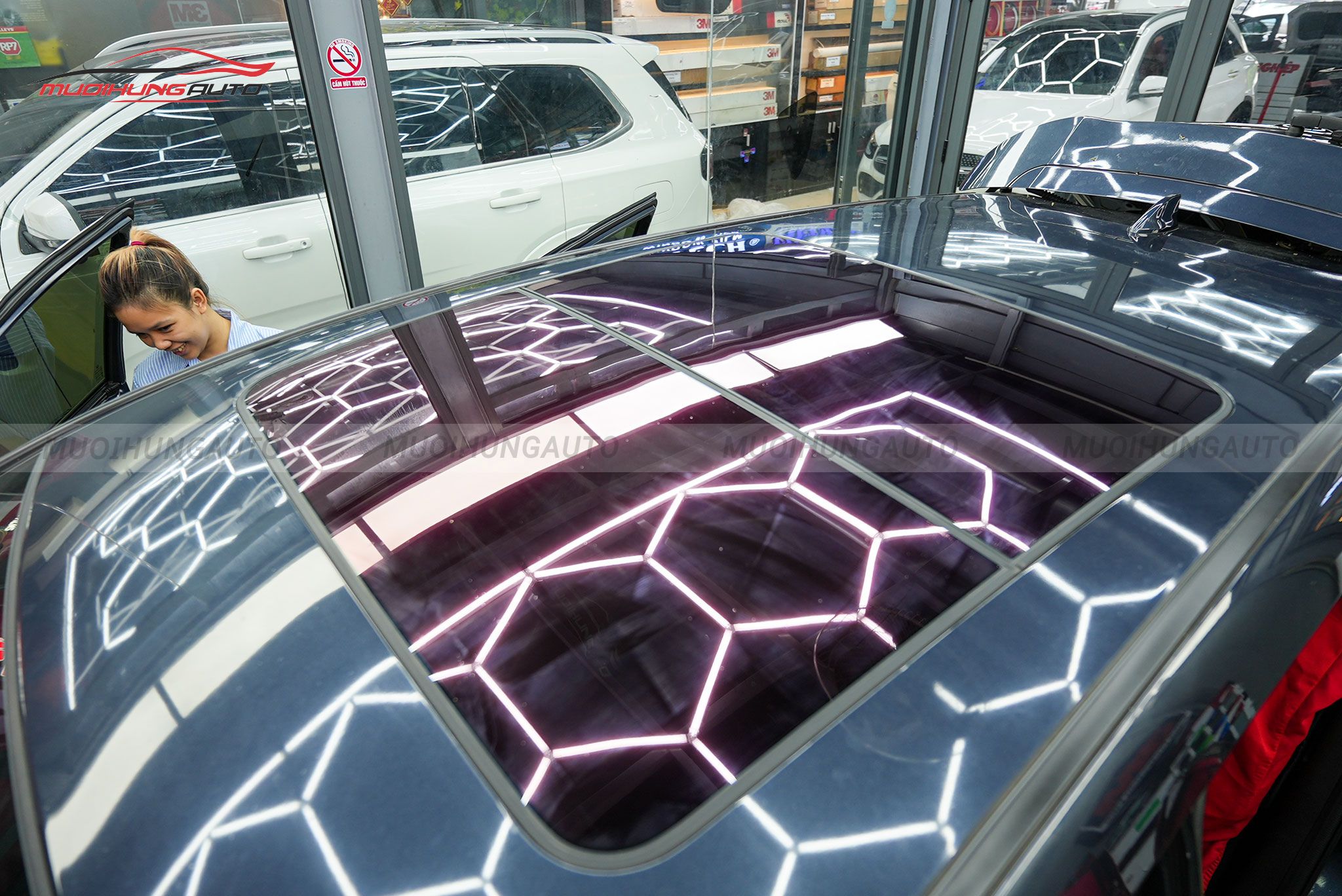 Dán phim PPF TPU SUNROOF cách nhiệt cửa sổ trời ô tô Honda CRV 2023