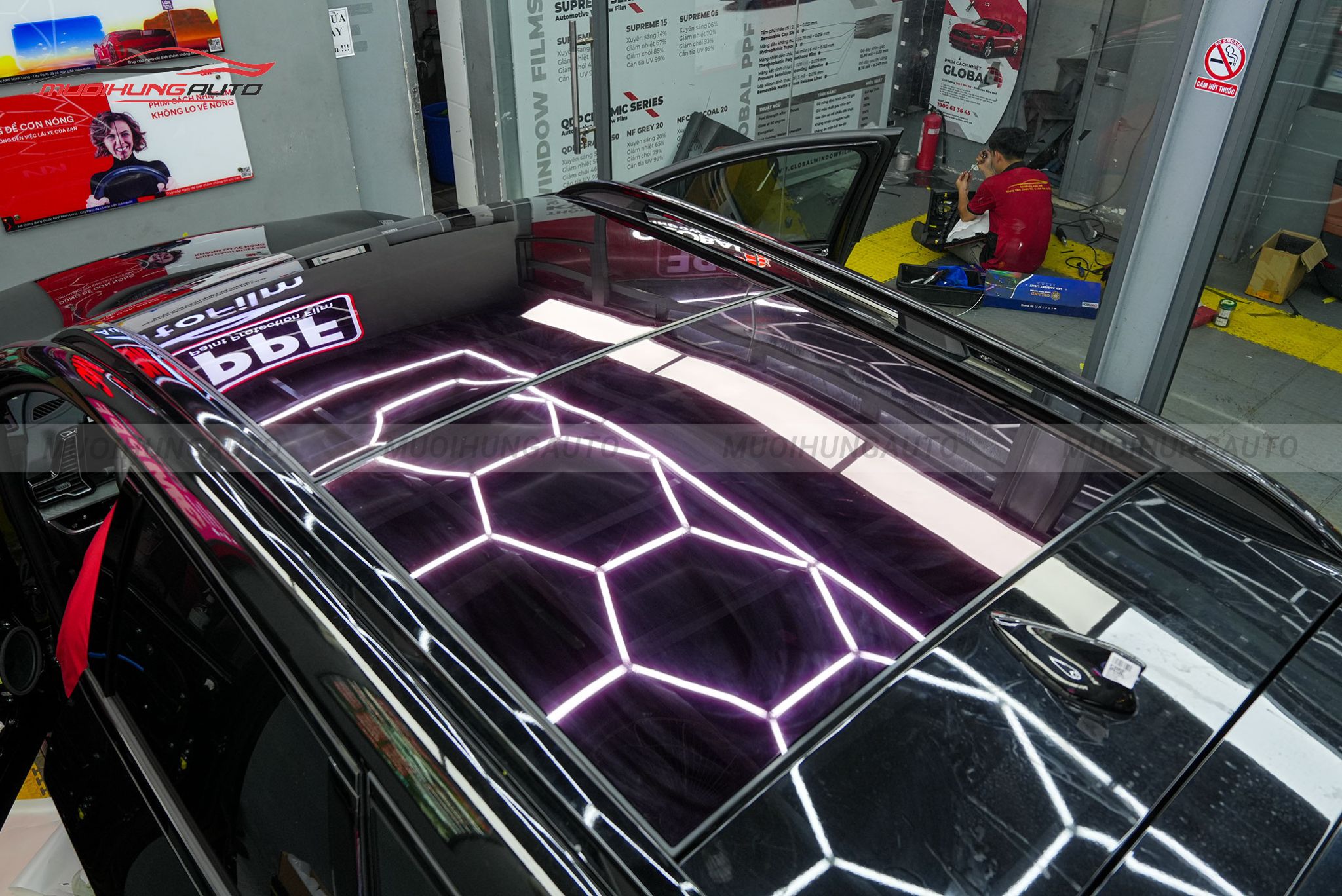 Dán phim PPF TPU SUNROOF cách nhiệt cửa sổ trời xe Kia Sportage 2024