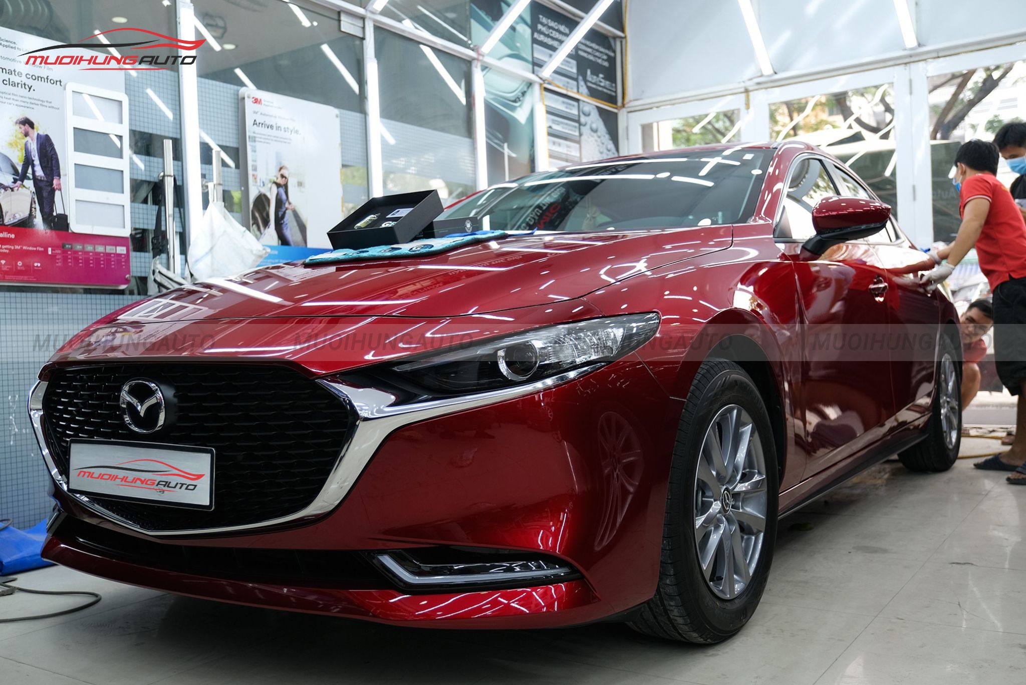 Đánh bass xe Sedan