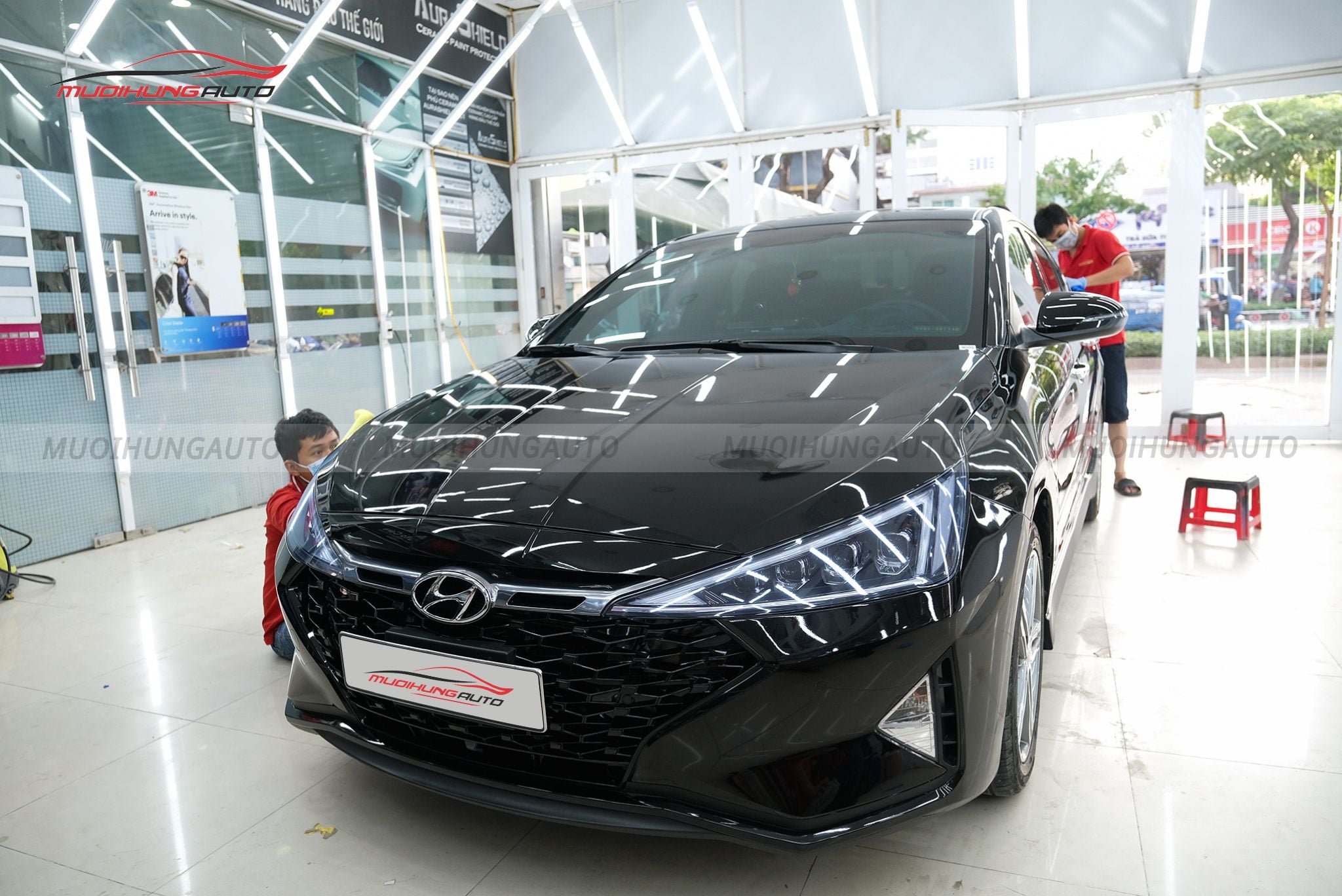 Đánh bóng ô tô Hyundai Elantra 2019