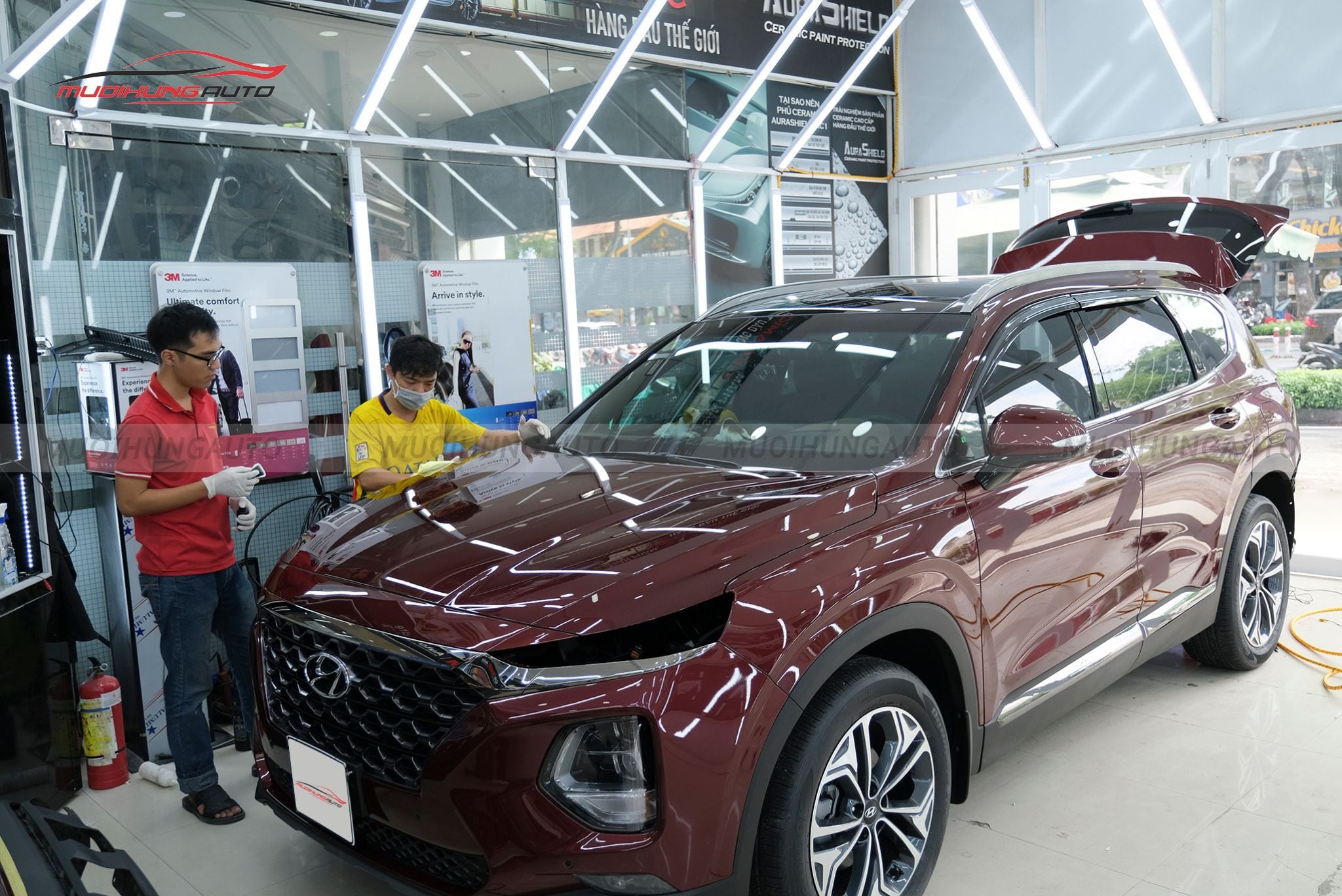 Đánh bóng ô tô Hyundai Santafe 2019