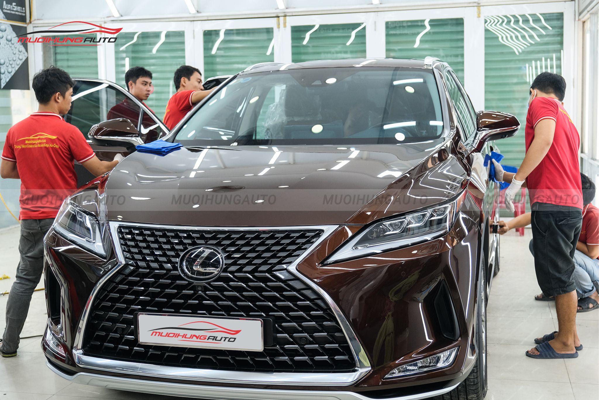 Đánh bóng sơn ô tô Lexus RX350 2020