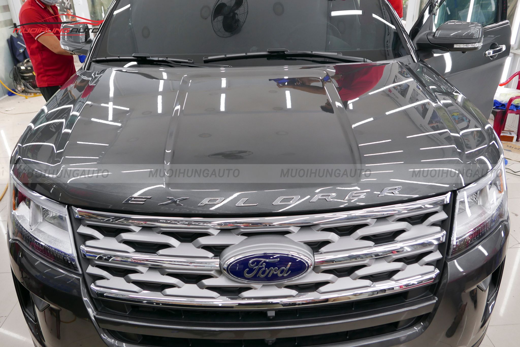 Đánh bóng sơn xe CUV