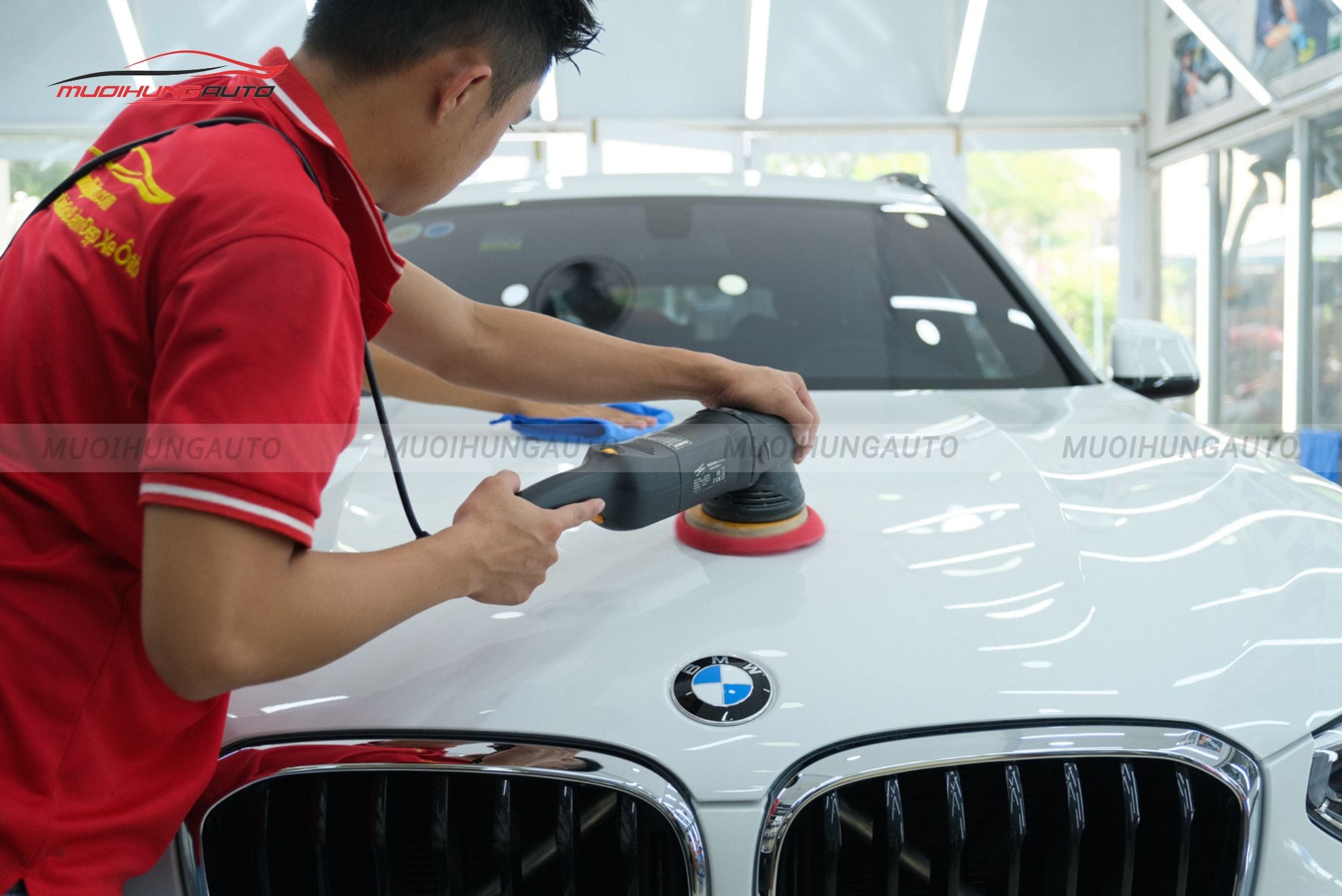 Đánh bóng xe hơi BMW X3 2019