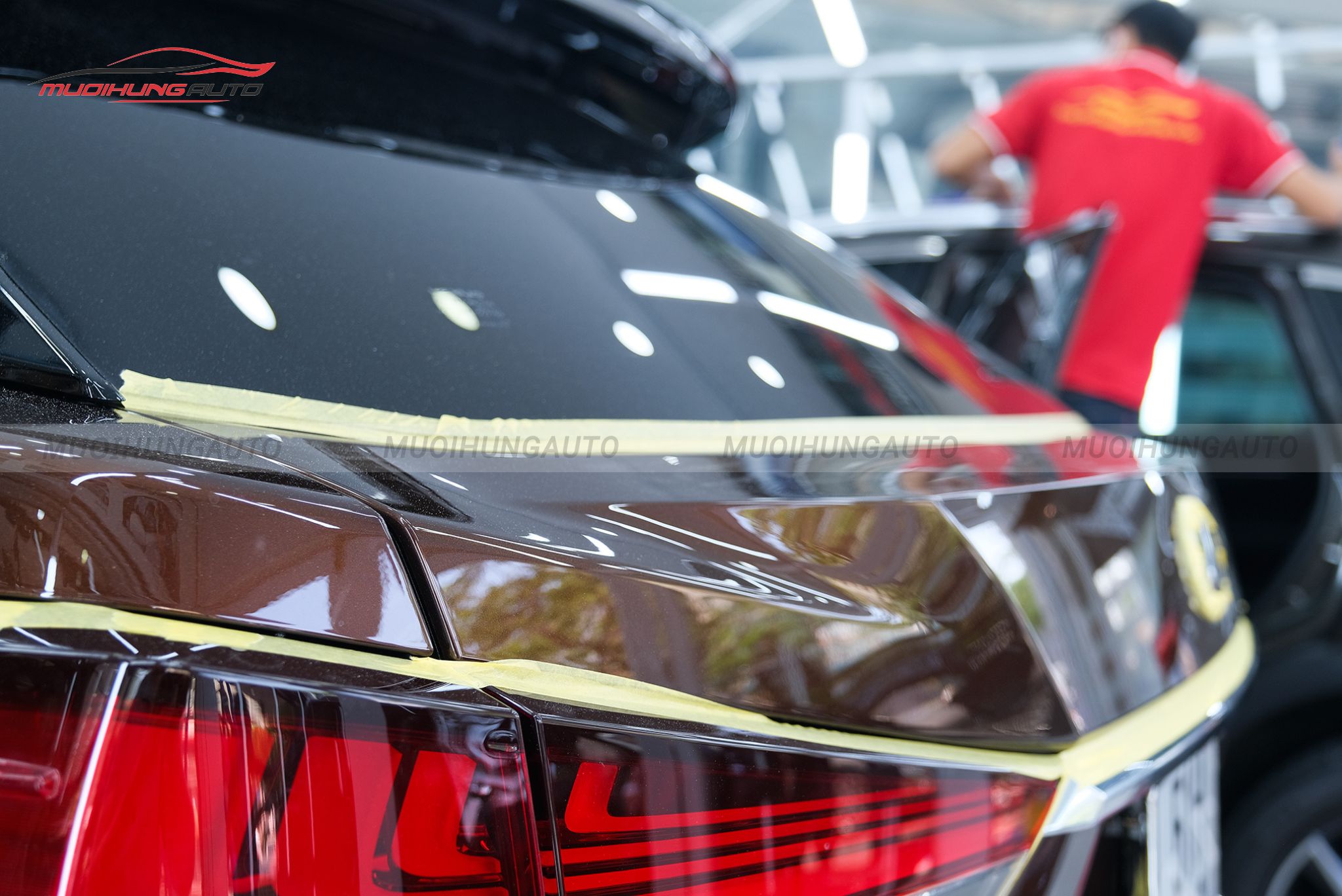 Đánh bóng xe hơi Lexus RX350 2020