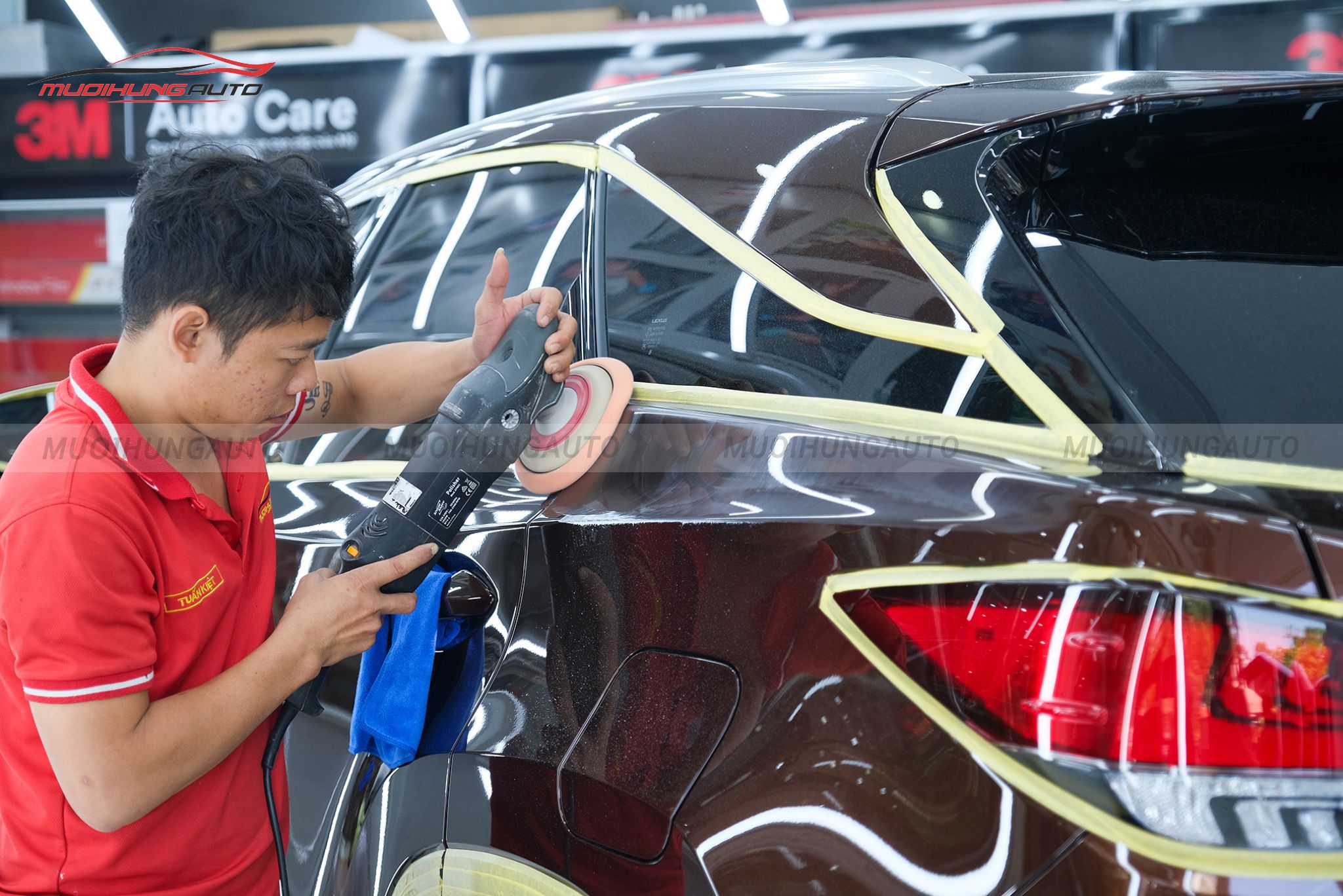 Đánh bóng xe ô tô Lexus RX350 2020