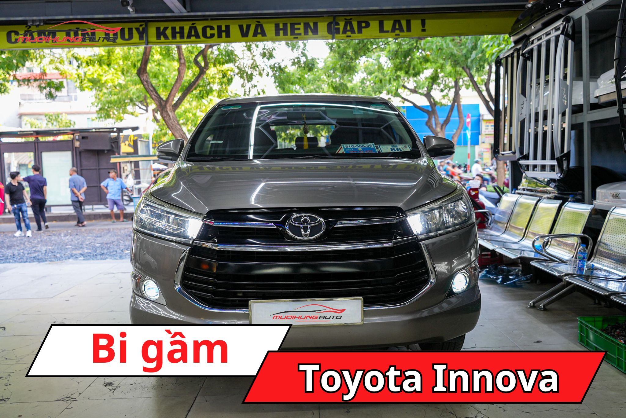 Đèn bi gầm Toyota Innova