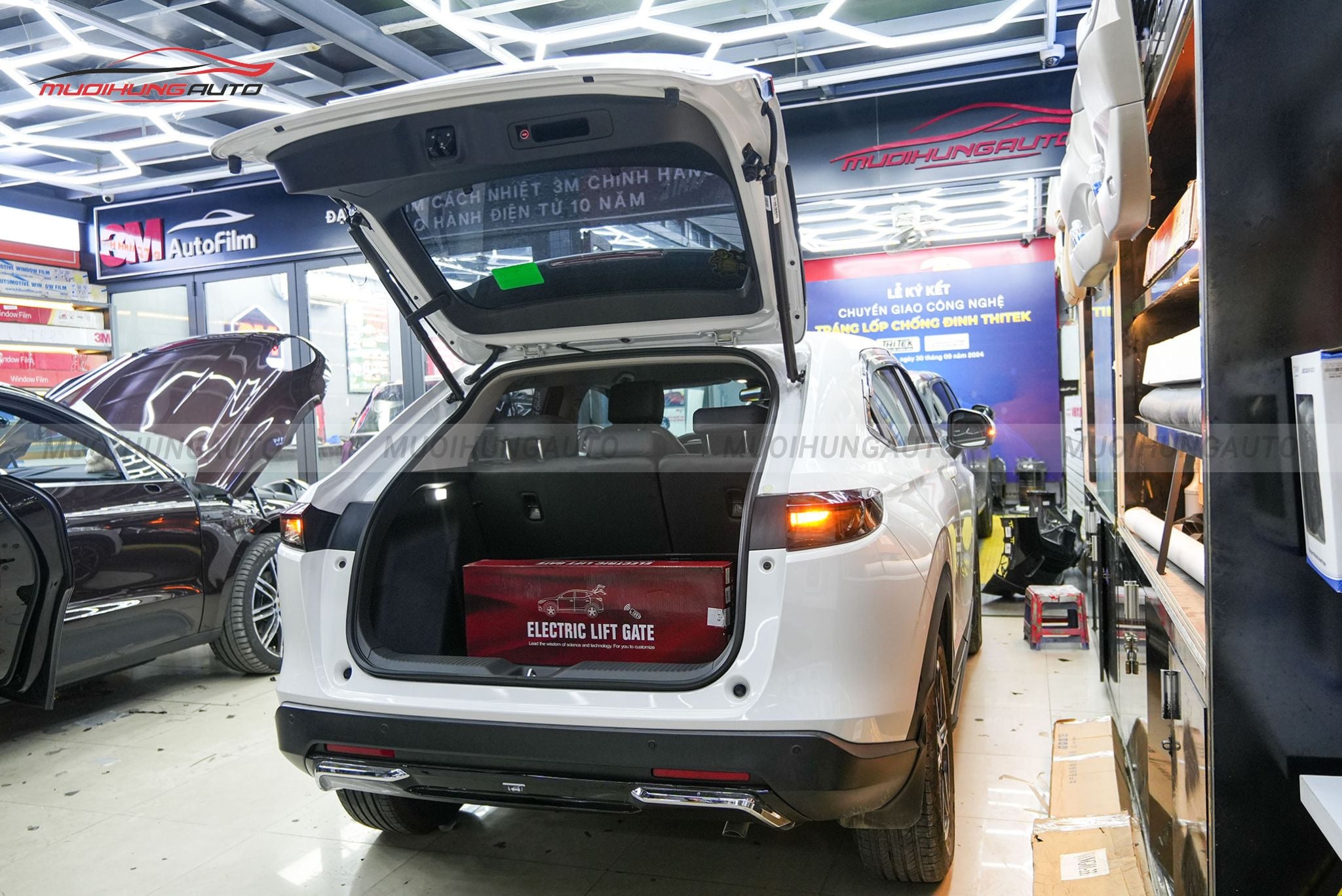 Độ cốp điện ô tô Honda HRV 2024