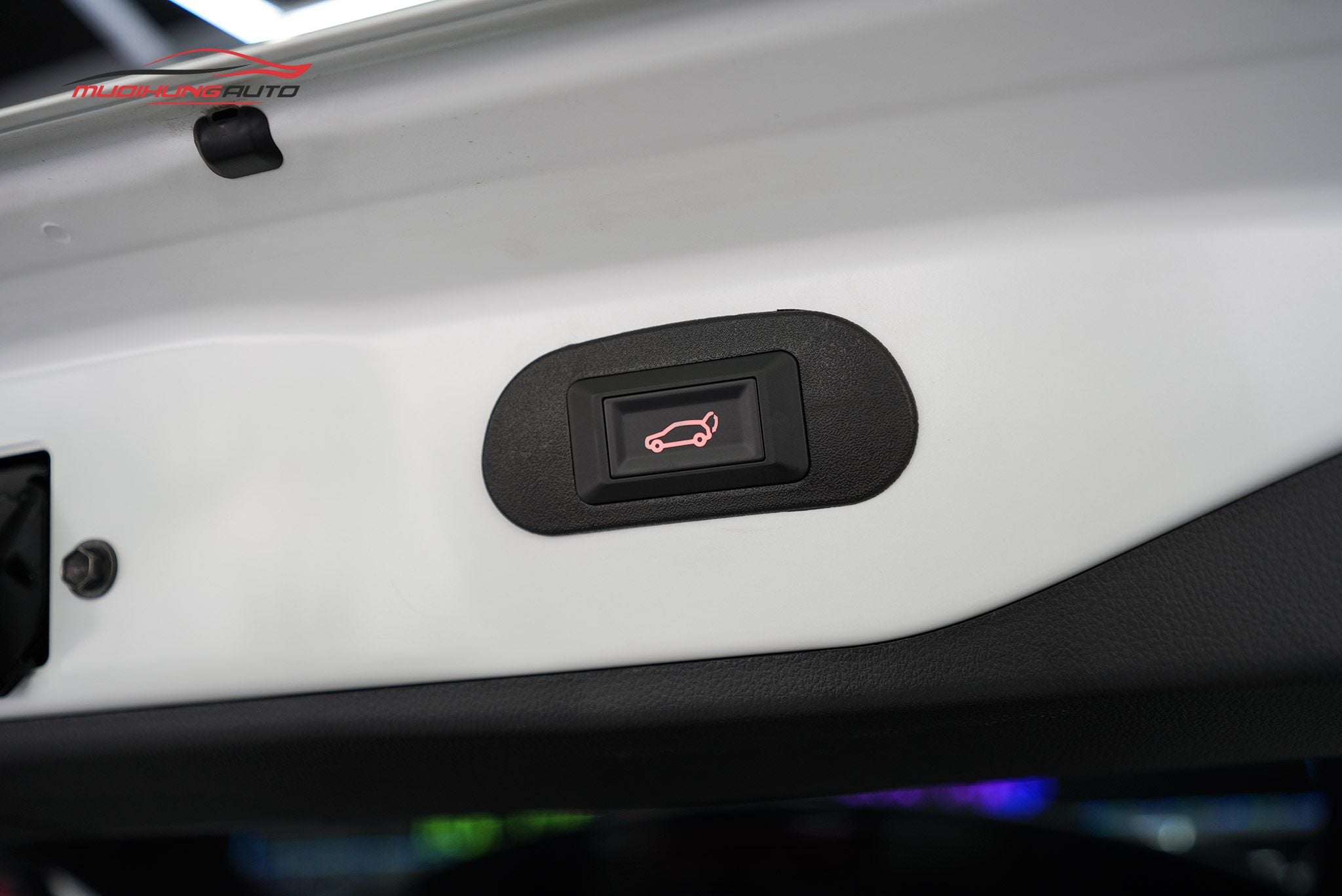 Độ cốp điện ô tô Yaris Cross 2024