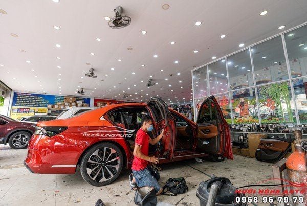 Độ cửa hít ô tô cho các dòng xe giá rẻ