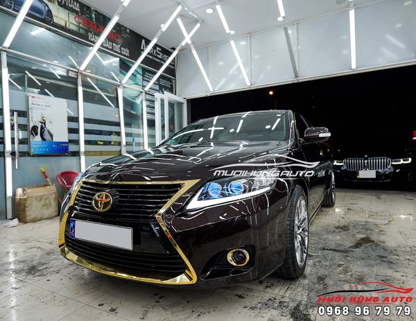 Hô Biến Toyota Camry 10 Năm Tuổi Lên Diện Mạo Mới Tại TPHCM