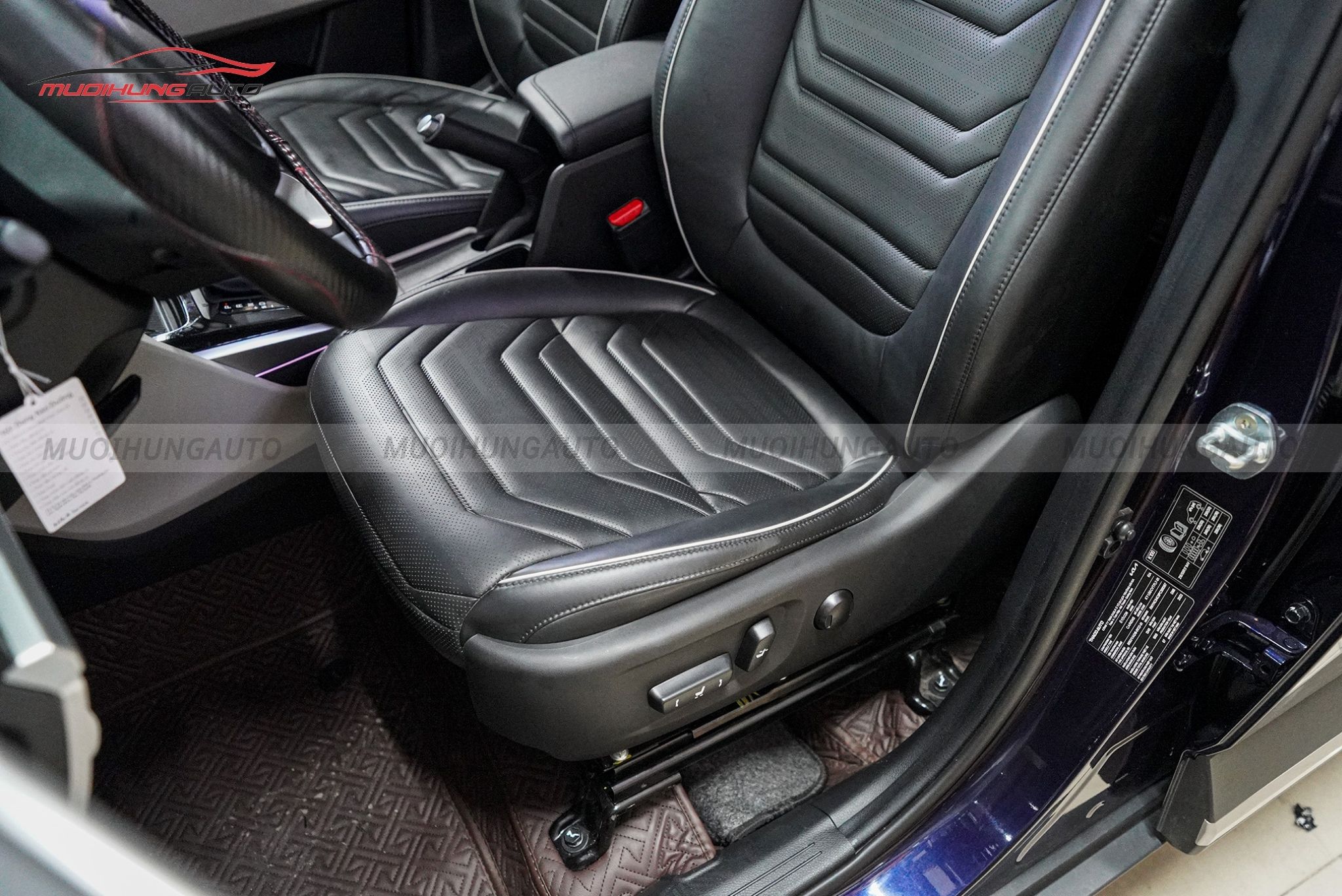 Độ ghế chỉnh điện Kia Carens 2023