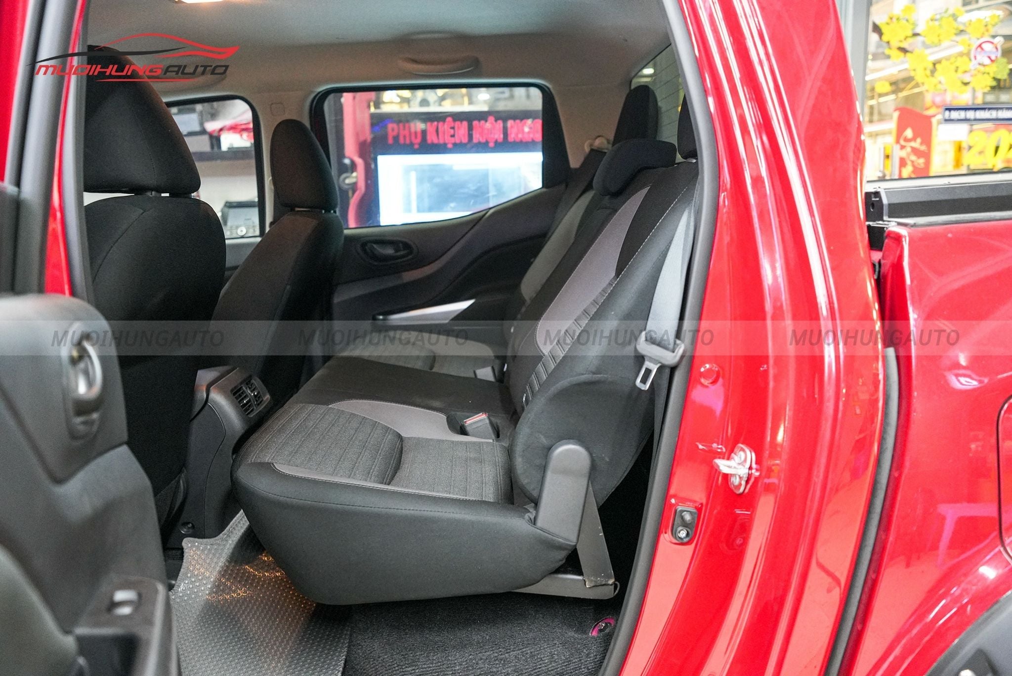 Độ ghế chỉnh điện ô tô Nissan Navara 2022