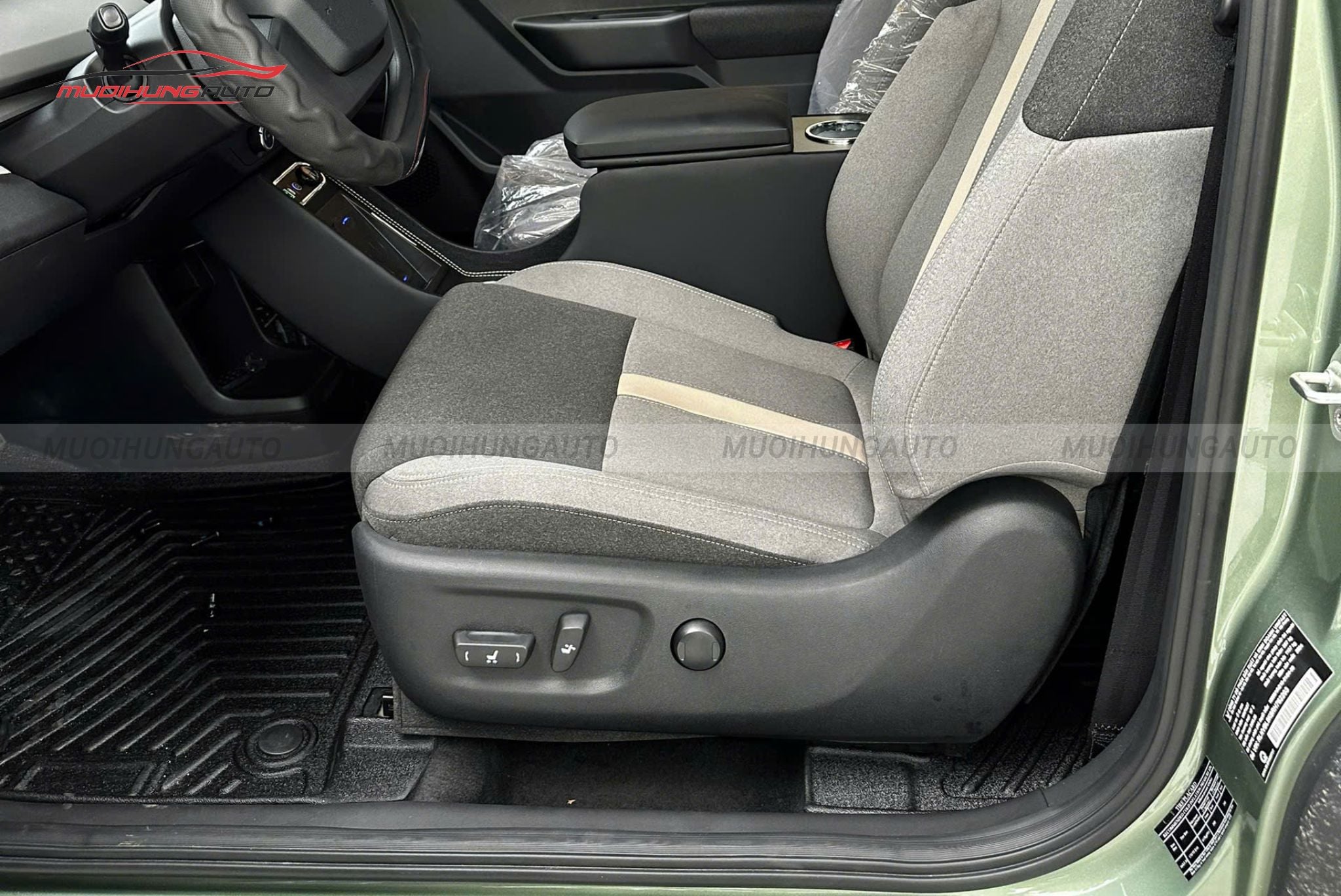 Độ ghế điện cho Vinfast Minio Green