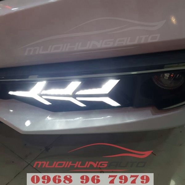 Độ LED cản trước Honda Civic 2019 RS chính hãng 07