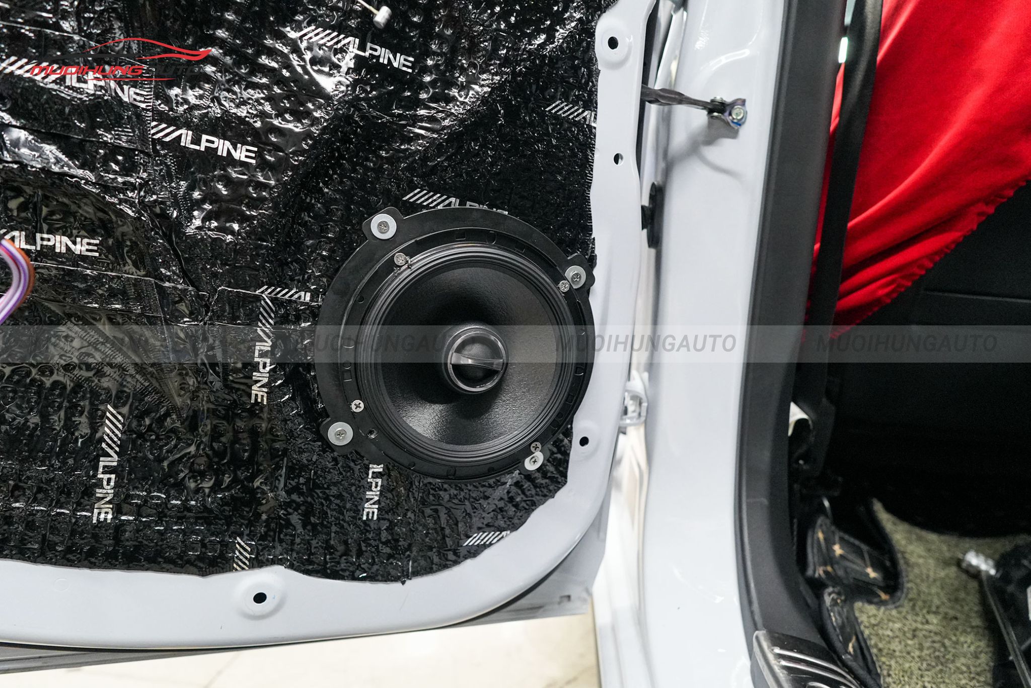 Độ loa cánh cho Mitsubishi Attrage 2023