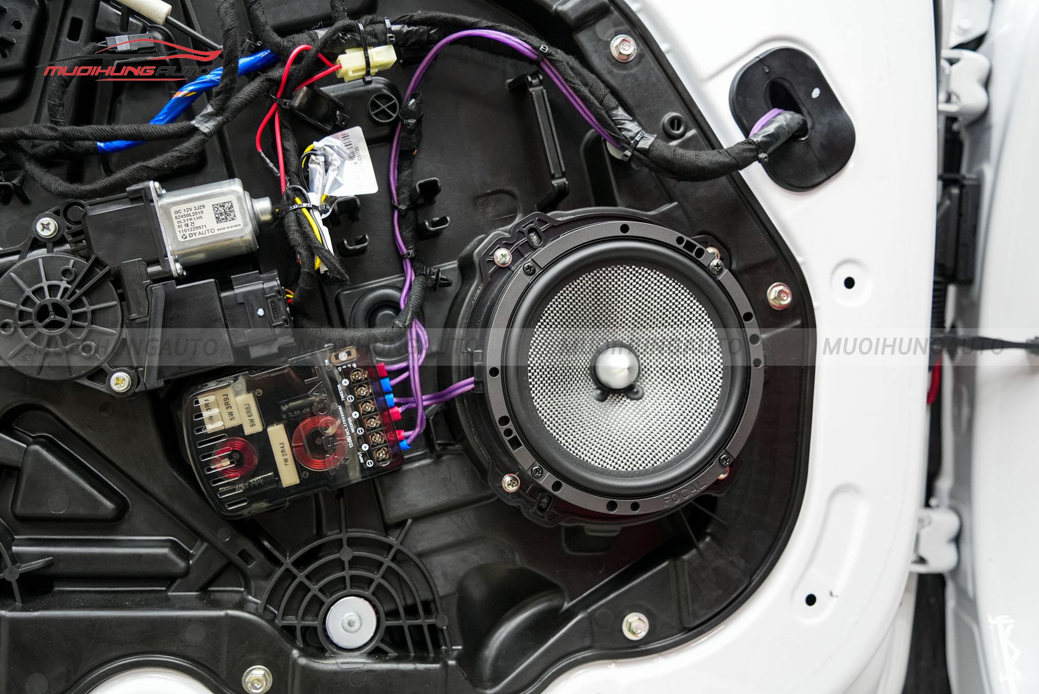 Độ loa cánh cho ô tô Kia K5