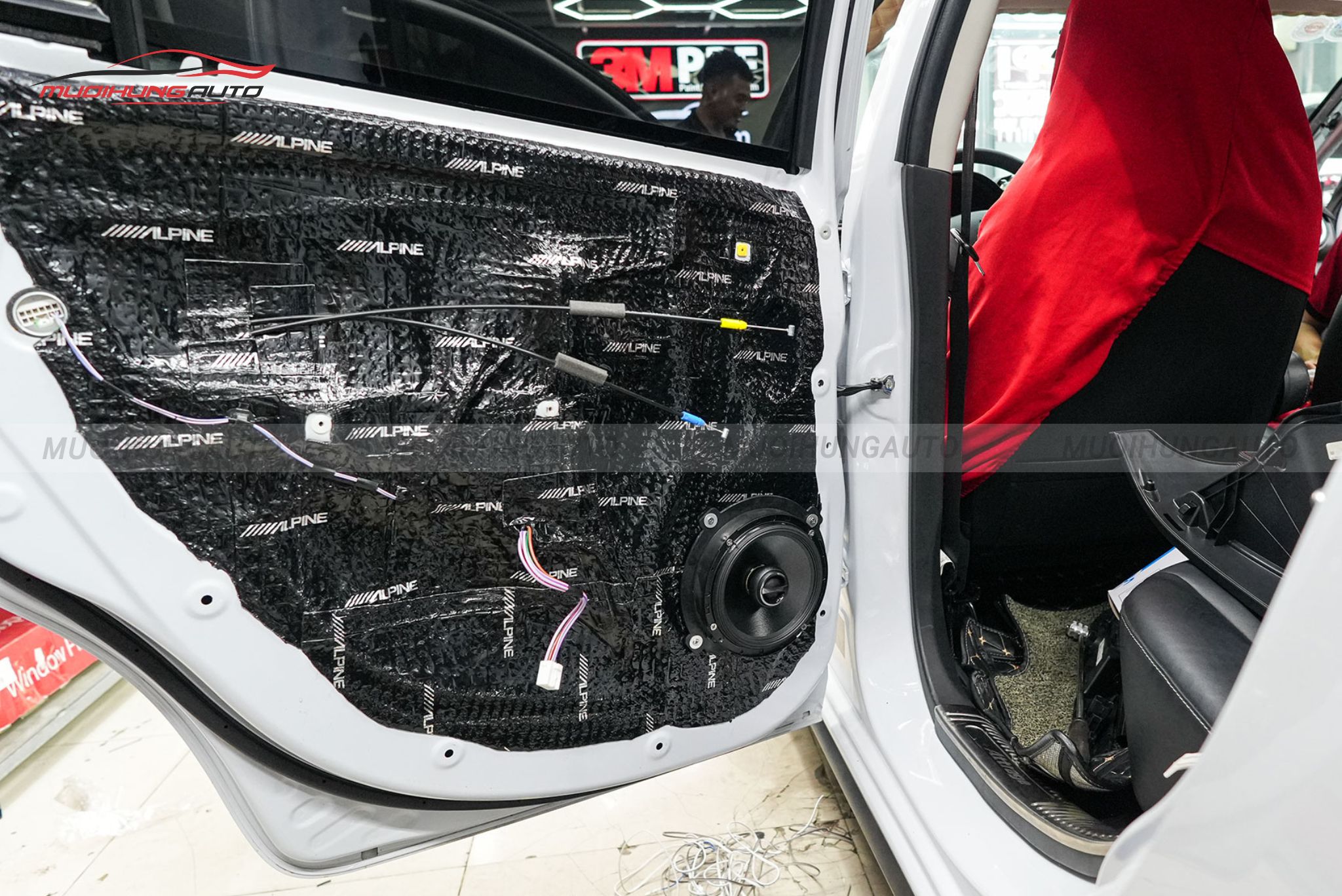 Độ loa cánh cửa cho xe ô tô Mitsubishi Attrage 2023