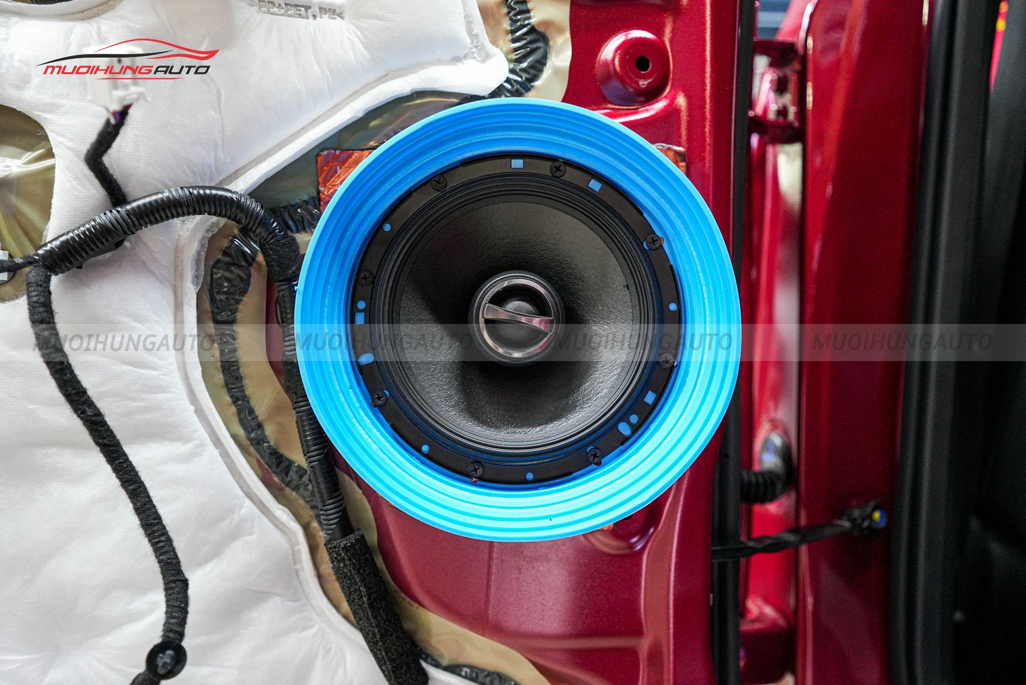 Độ loa cánh cửa Honda CRV 2022