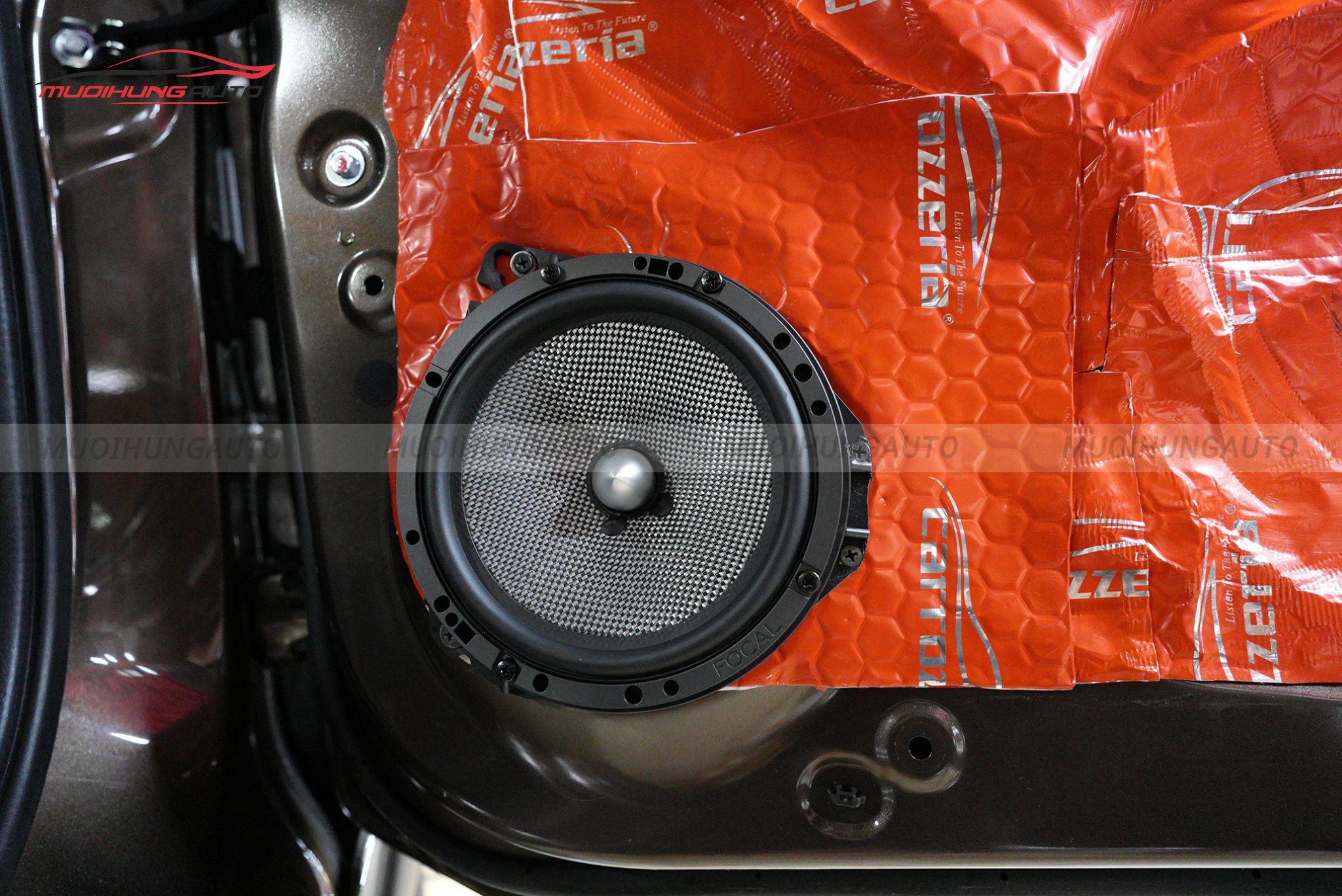 Độ loa cánh cửa ô tô Mitsubishi Xpander 2019