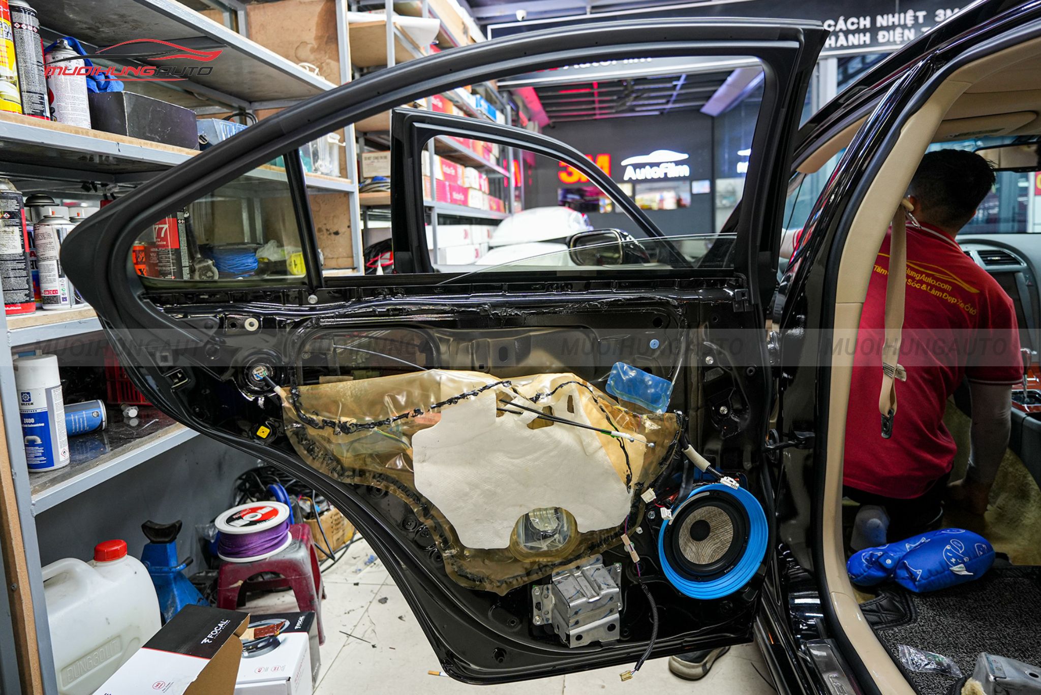 Độ loa cánh Lexus ES350