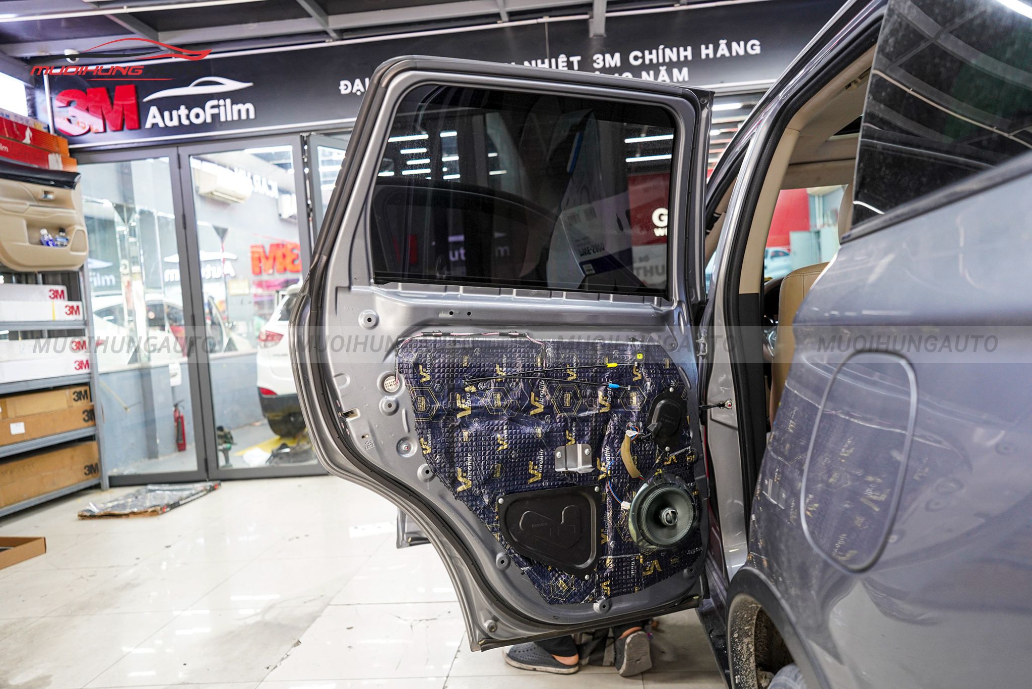 Độ loa cánh Mitsubishi Outlander 2020