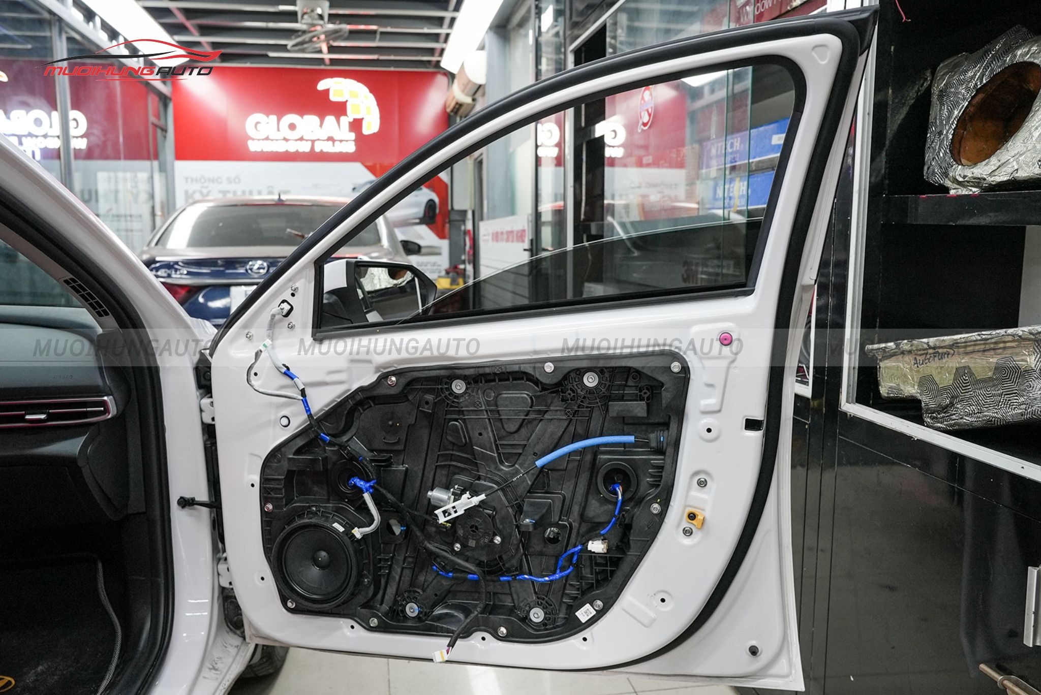 Độ loa cánh ô tô Hyundai Elantra 2023