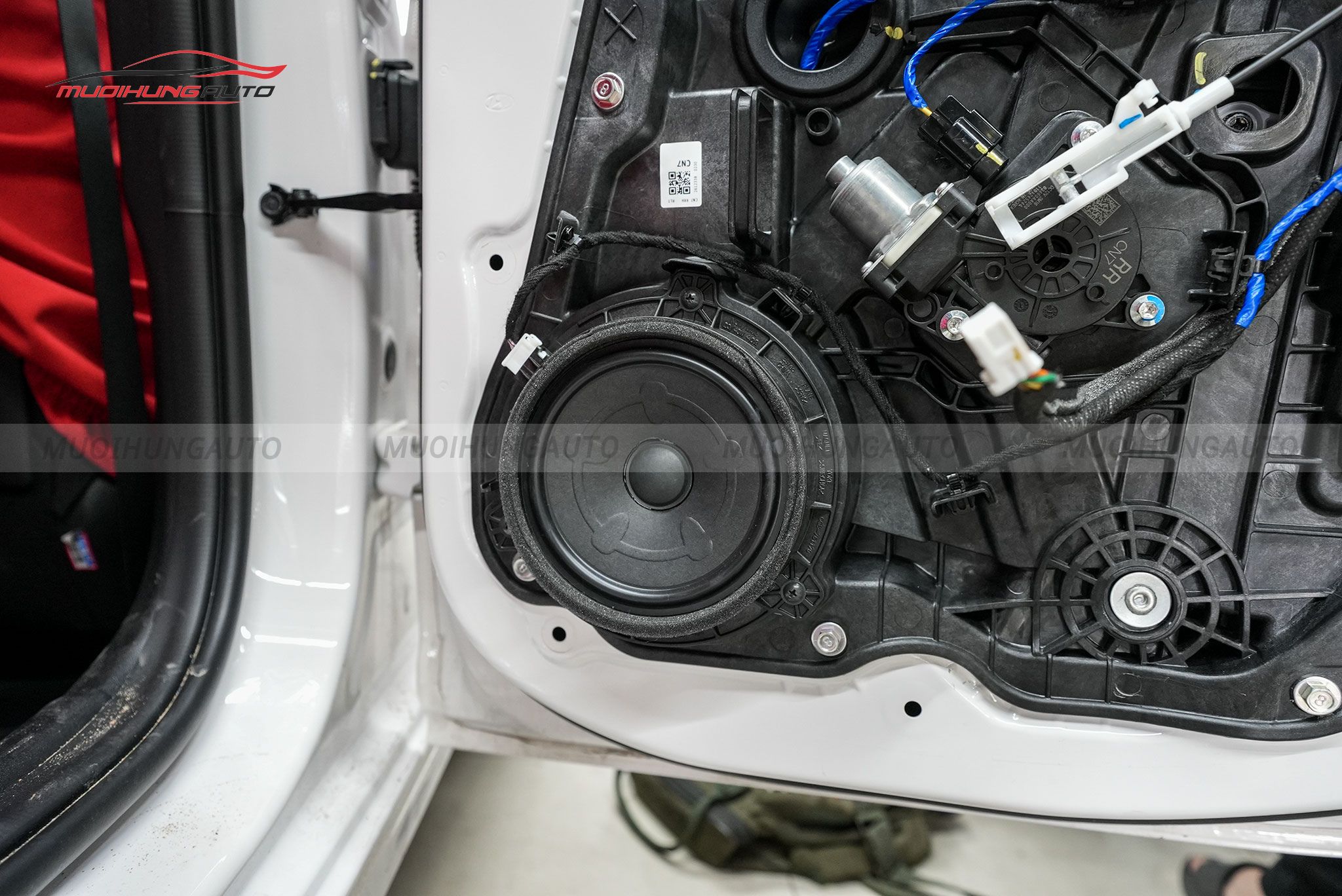 Độ loa cánh xe Hyundai Elantra 2023