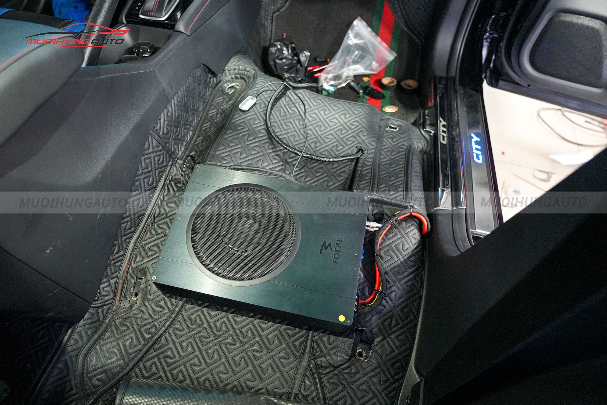 Độ loa sub Honda City 2022