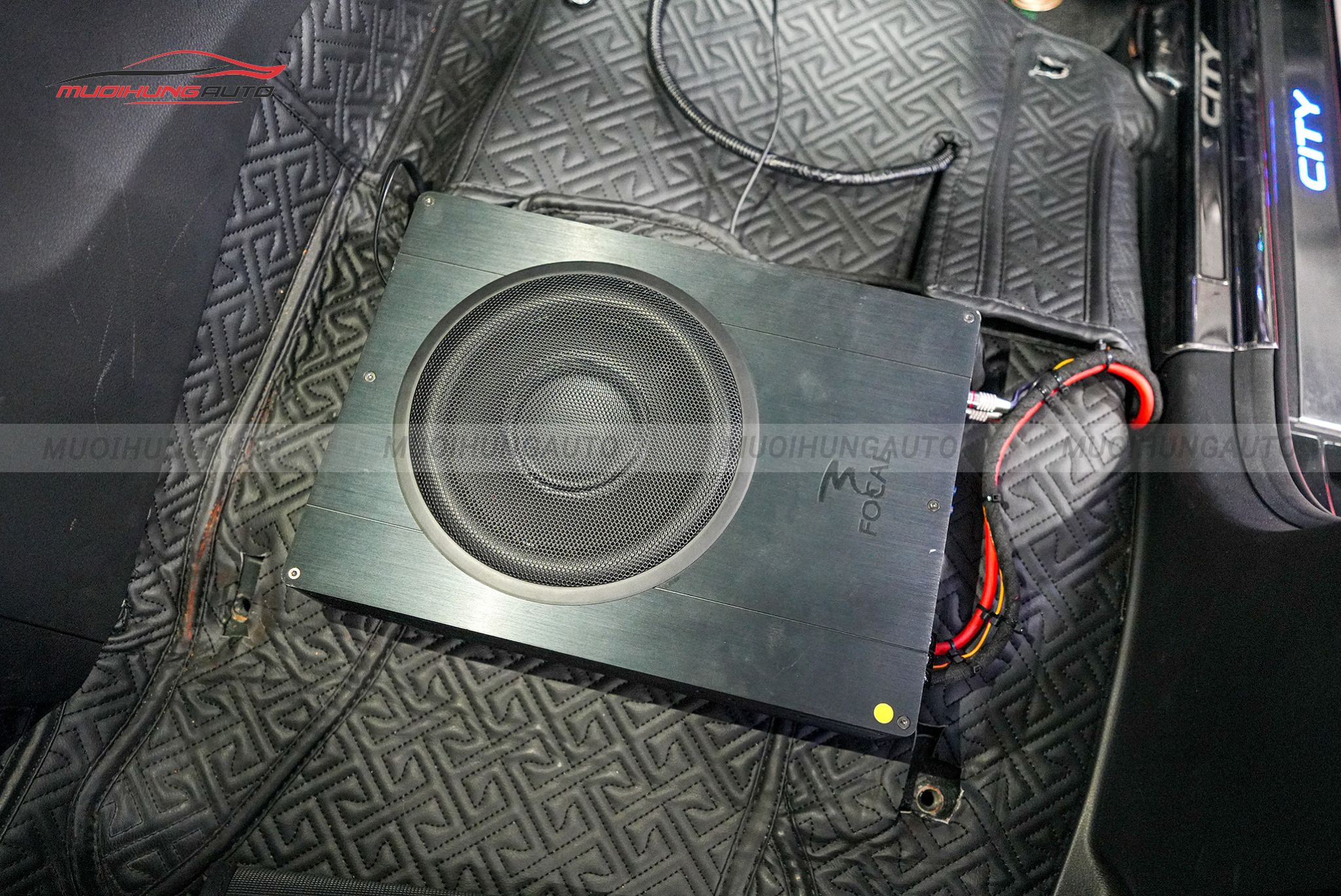 Độ loa sub xe Honda City 2022