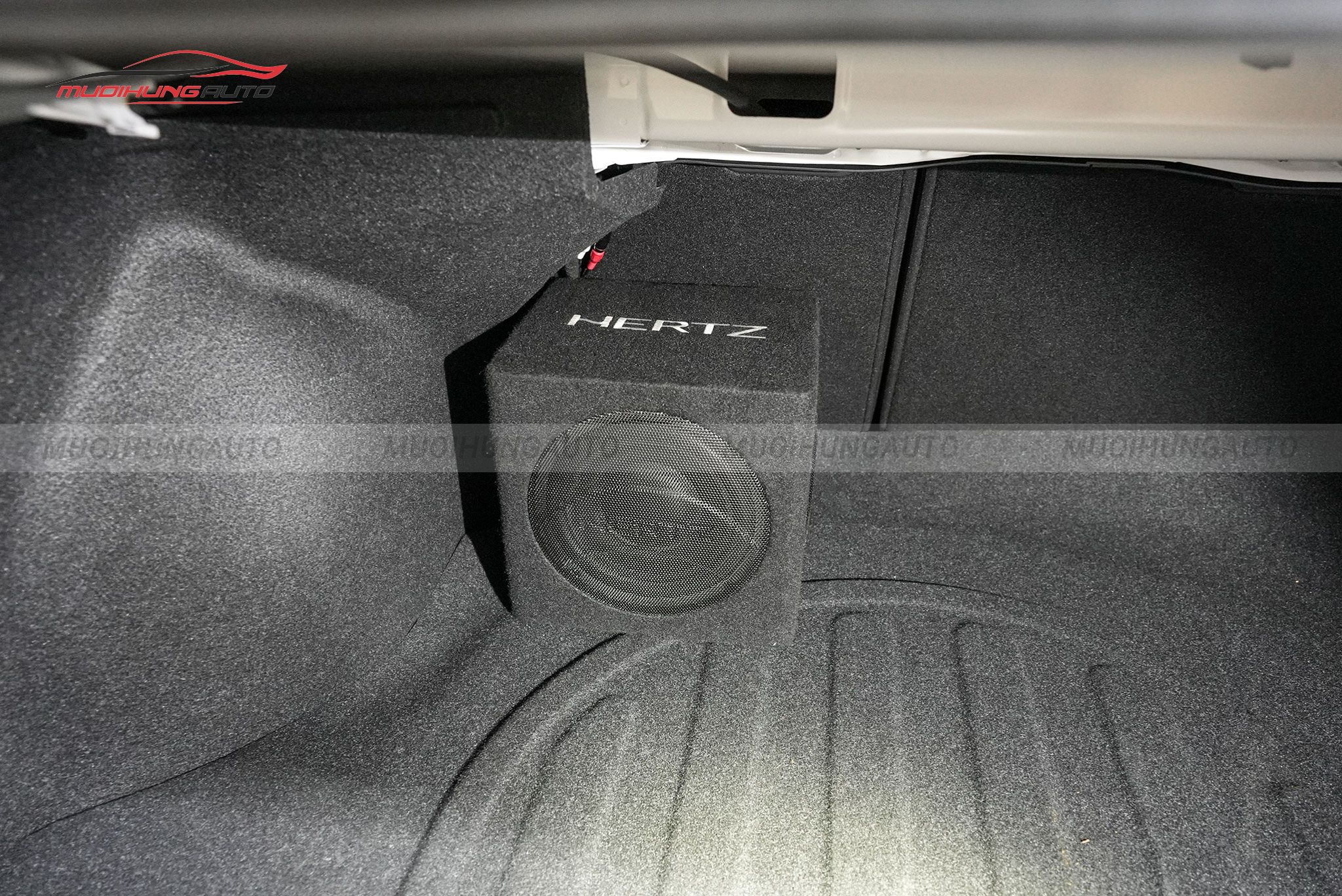 Độ loa sub xe Hyundai Elantra 2023