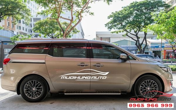 Độ mâm xe Kia Sedona mẫu 616 cao cấp 01