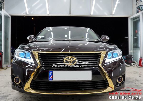 Hô Biến Toyota Camry 10 Năm Tuổi Lên Diện Mạo Mới Tại TPHCM