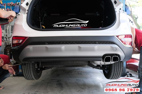 Độ pô nguyên cây zin theo xe Hyundai Santafe 2019 05