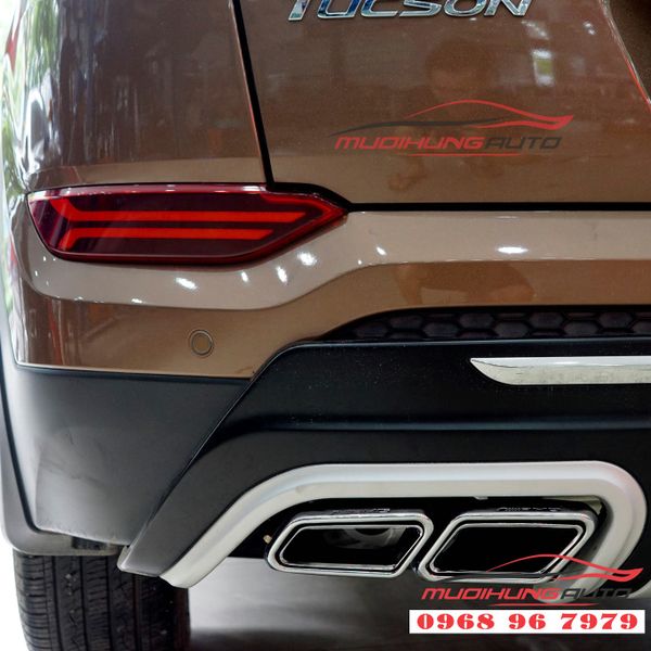 Độ pô thể thao Hyundai Tucson 2018 mẫu Mercedes AMG chính hãng 04