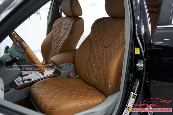 Đổi màu nội thất Camry 2010 đẳng cấp tại TPHCM 09